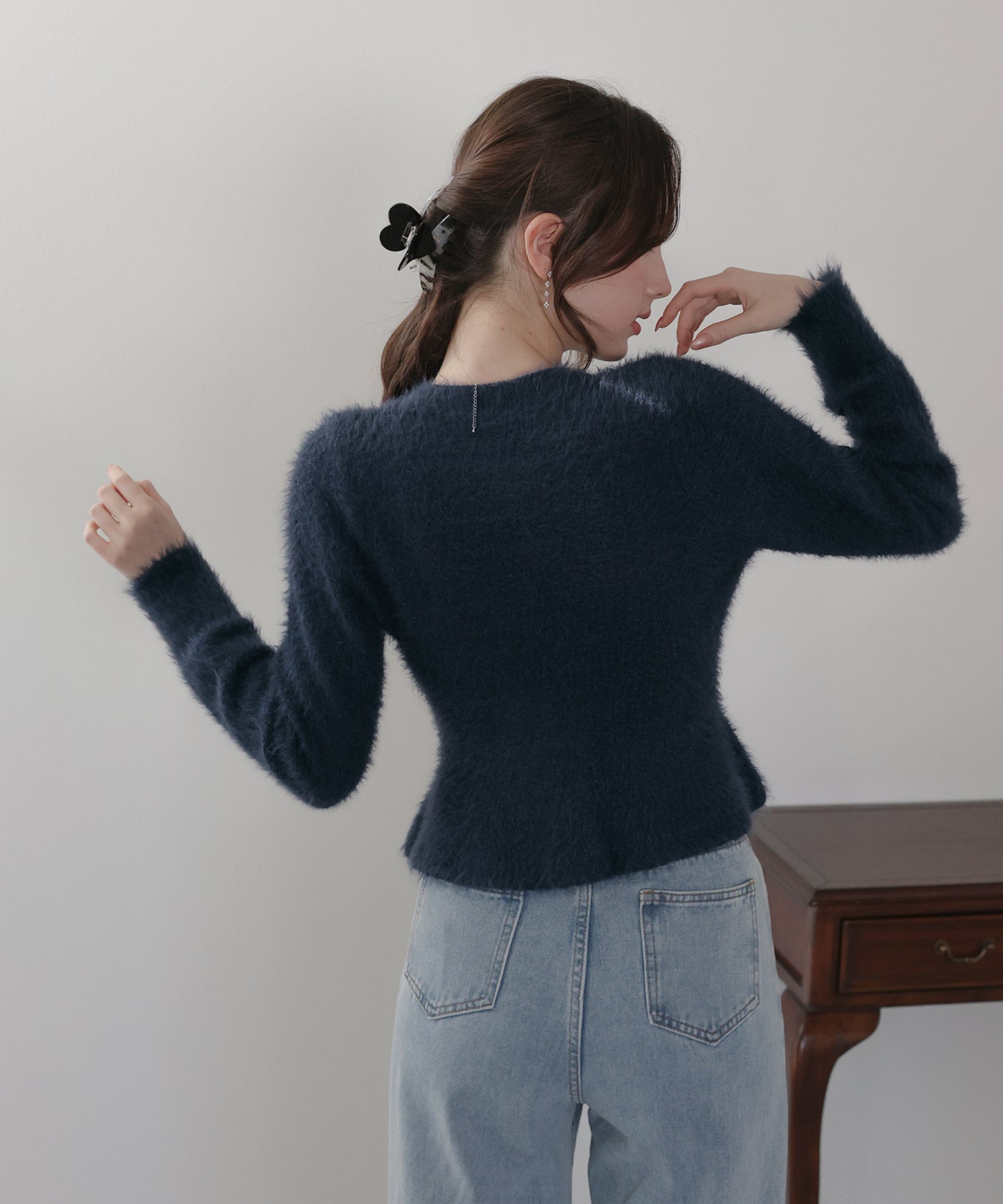 【早割5％OFF】シャギーペプラムカーディガン