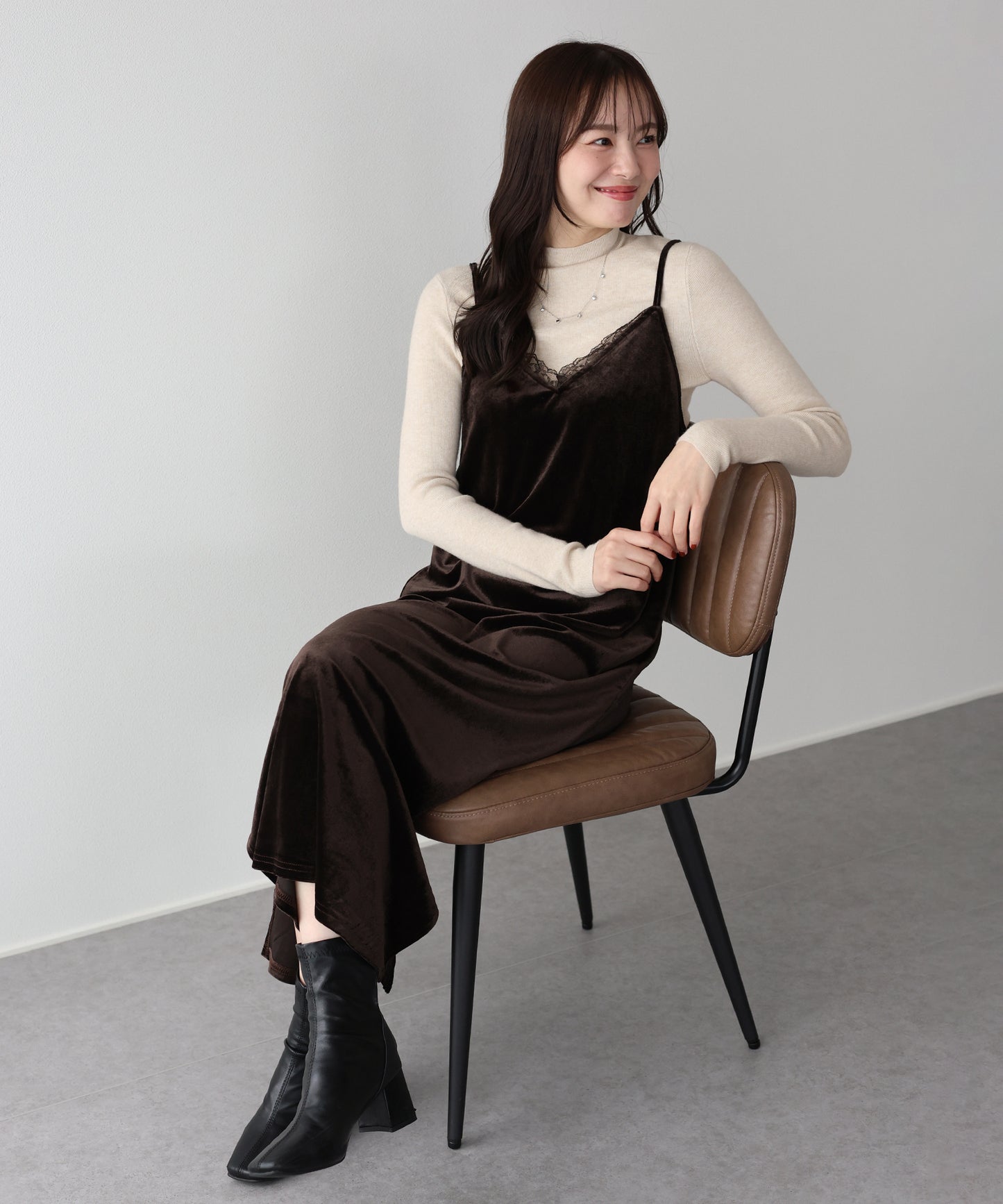 レース付ベロアキャミワンピース