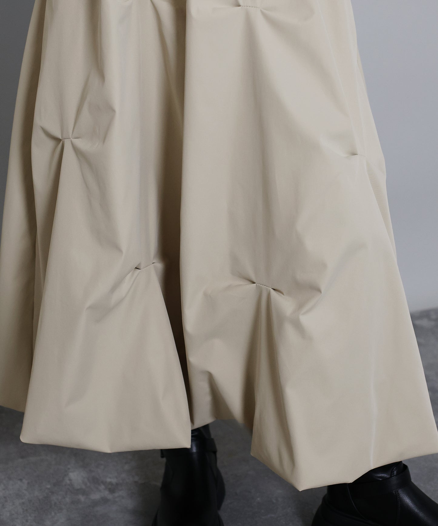 【早割5％OFF】ランダムタックバルーンスカート[J by blue]