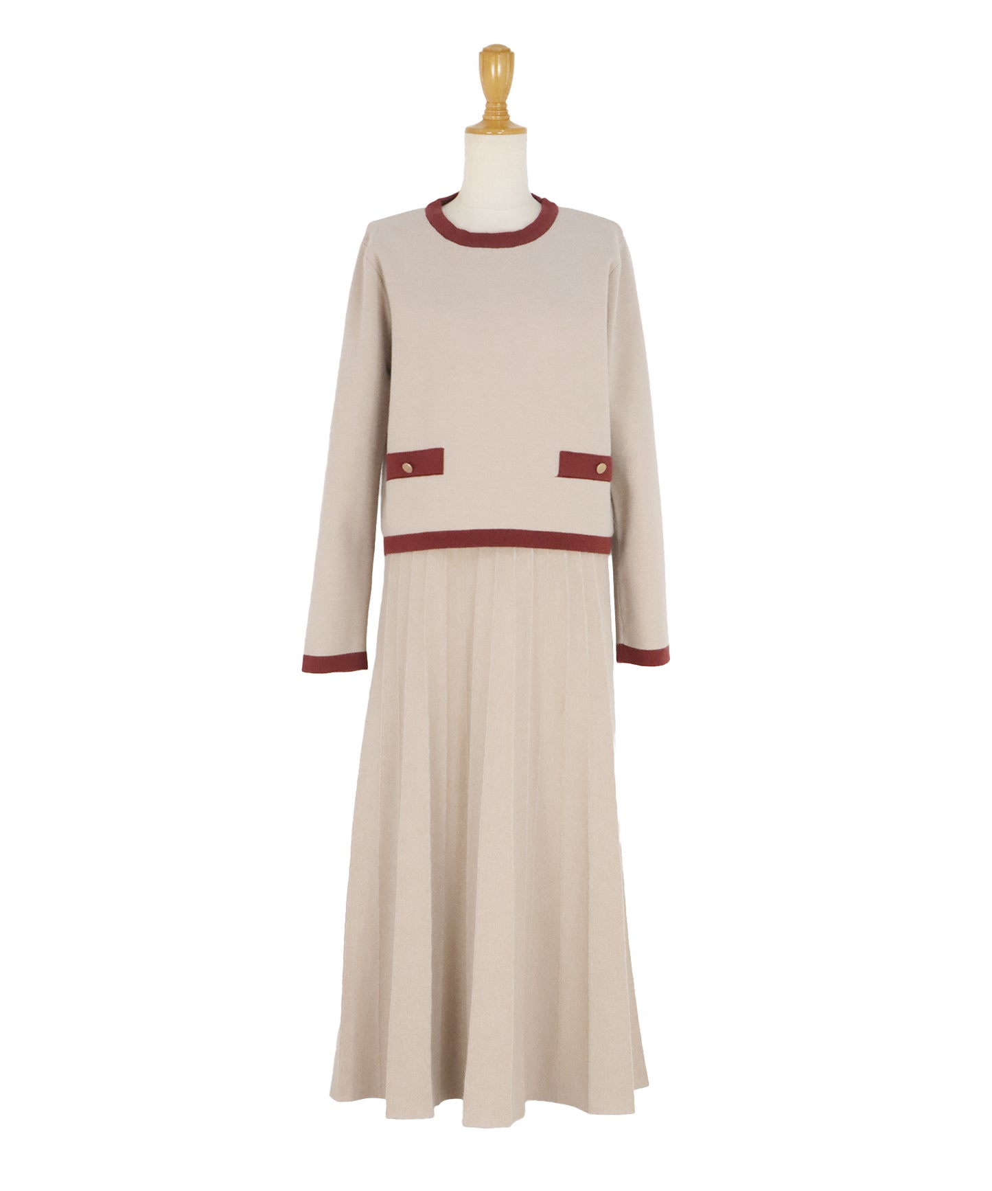 配色ニットプルオーバー＆プリーツスカート