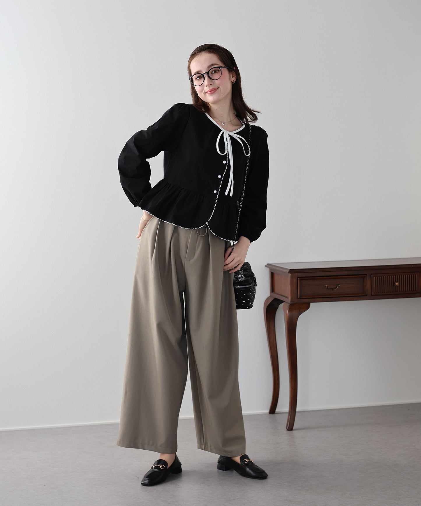 バイカラーリボンペプラムブラウス【ネコポス】