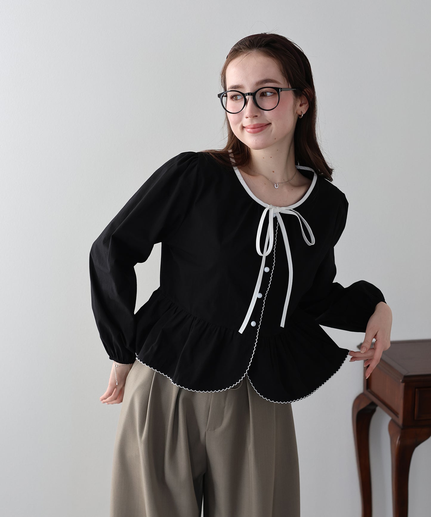 バイカラーリボンペプラムブラウス【ネコポス】