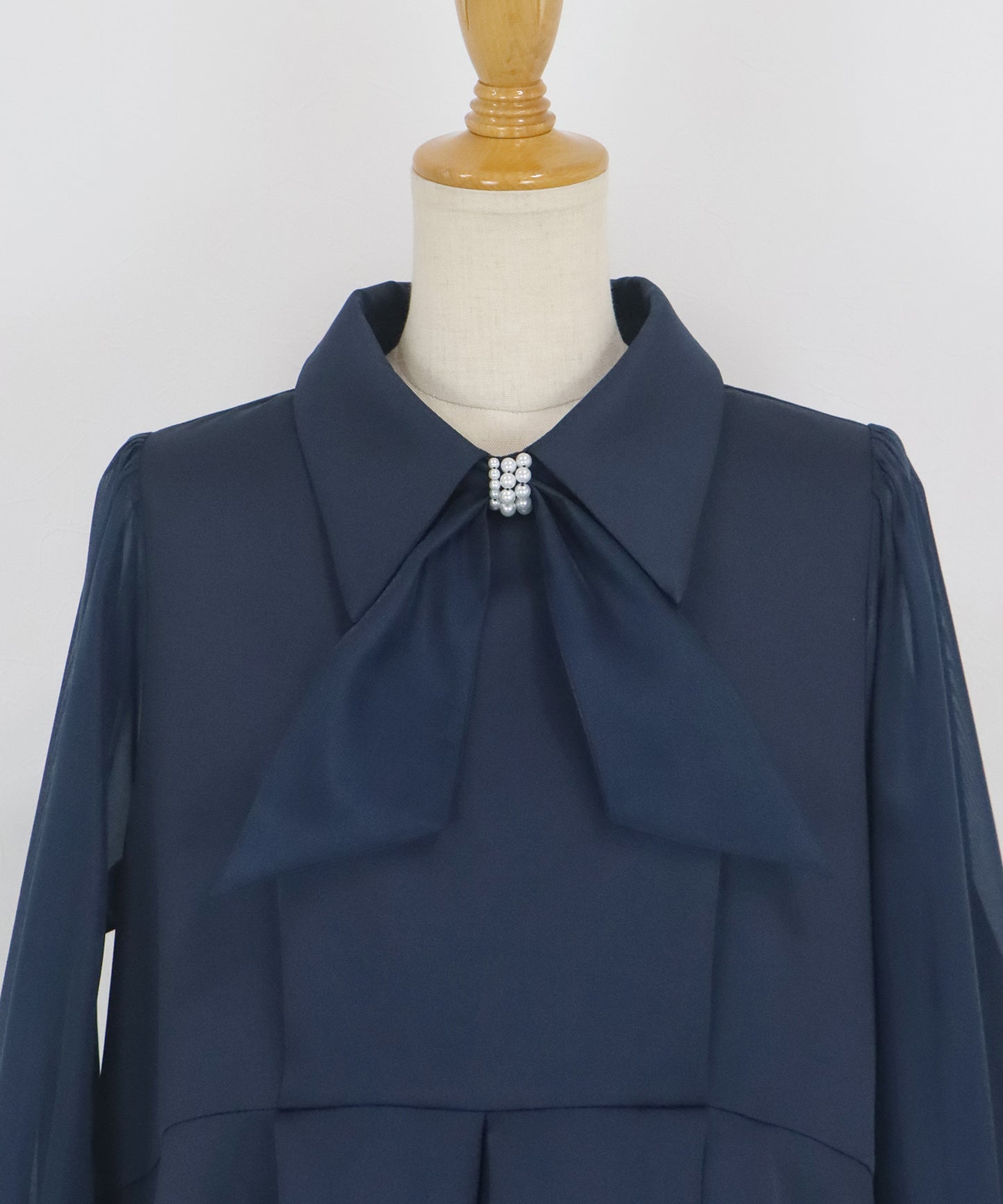 パールモチーフペプラムブラウス＆パンツセット