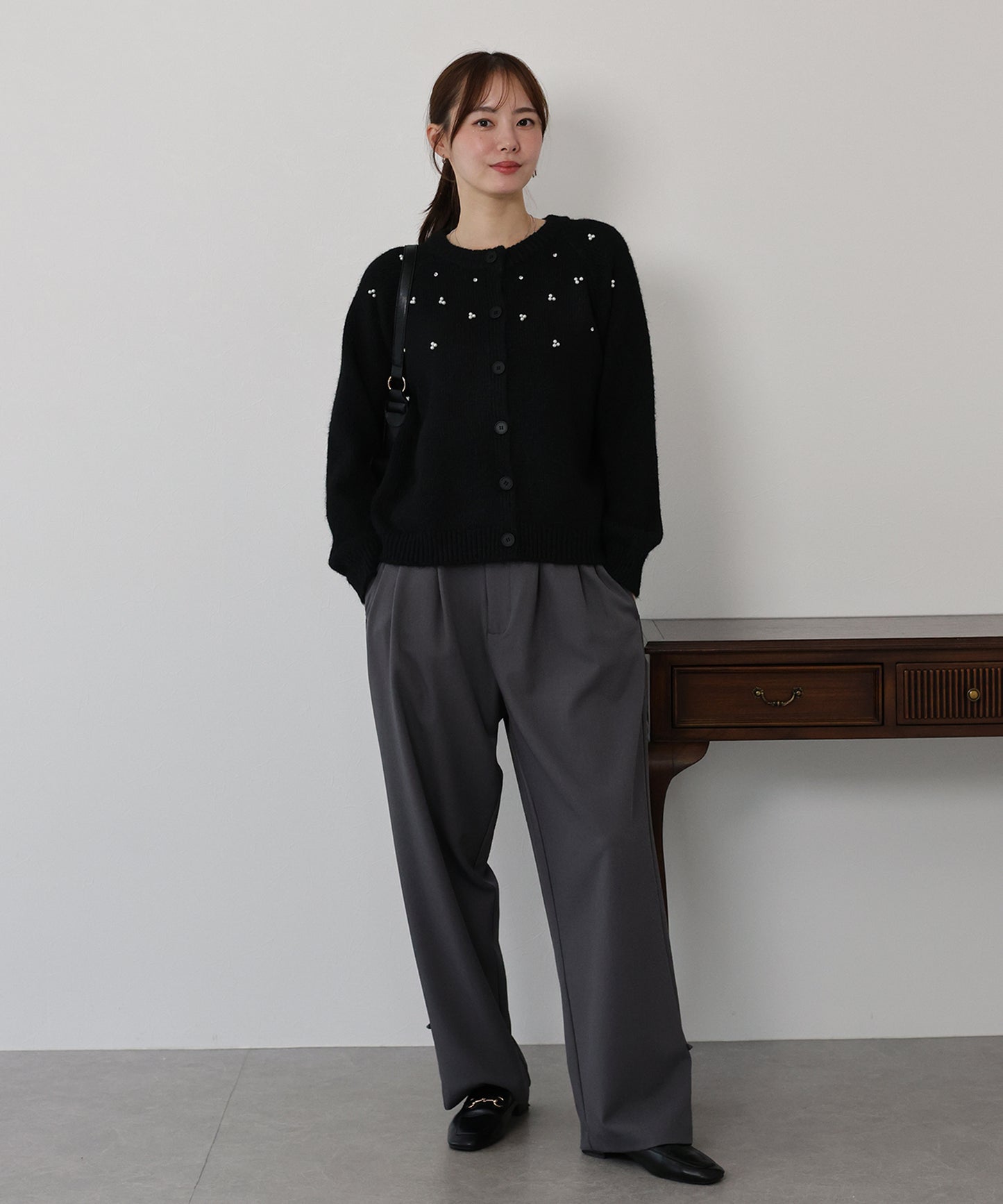 パールビジューニットカーディガン