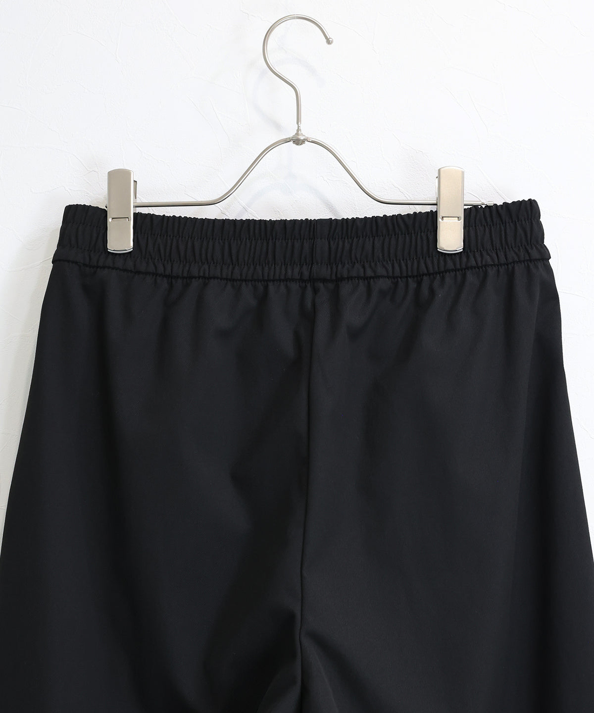 カーブパンツ