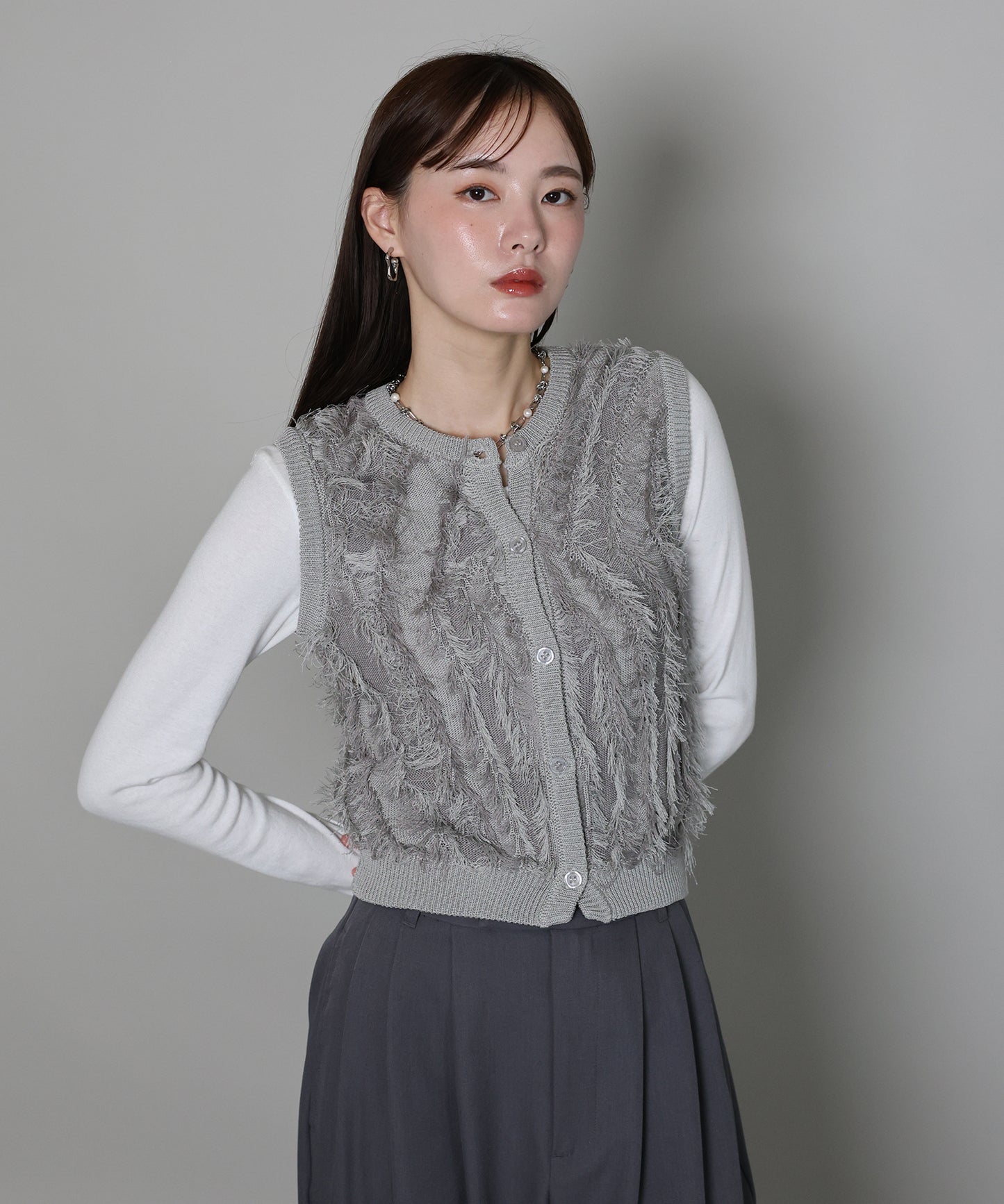 【早割5％OFF】ミックスフリンジニットベスト[ J by blue ]