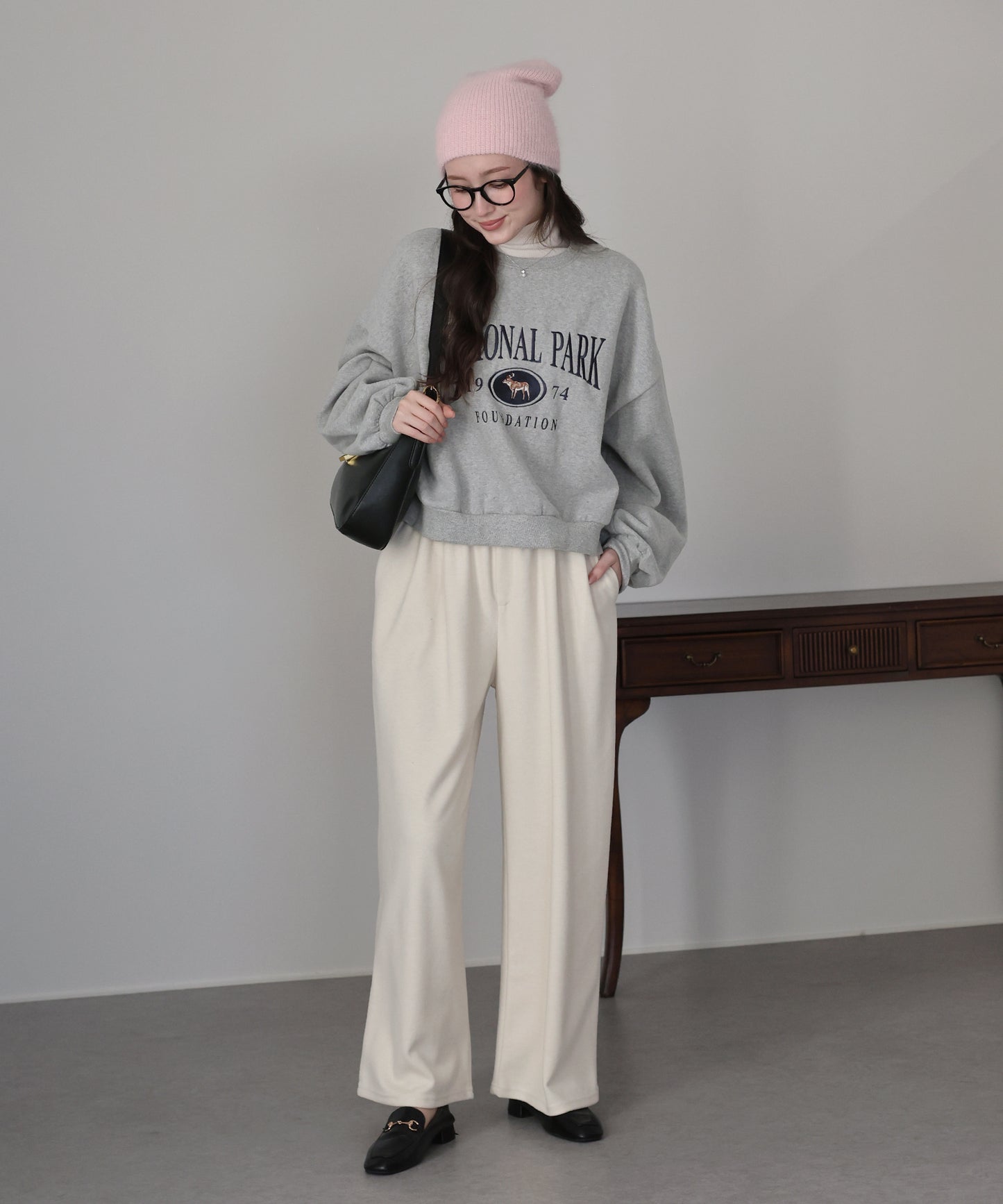 【早割5％OFF】裏起毛ディア刺繍スウェット