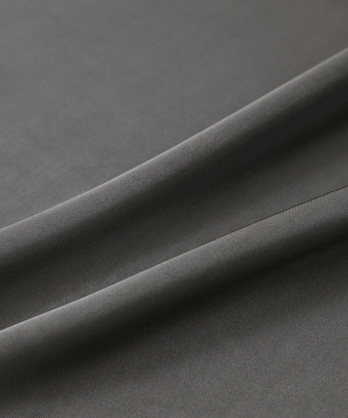 【早割5％OFF】レース切替サテンマーメイドスカート