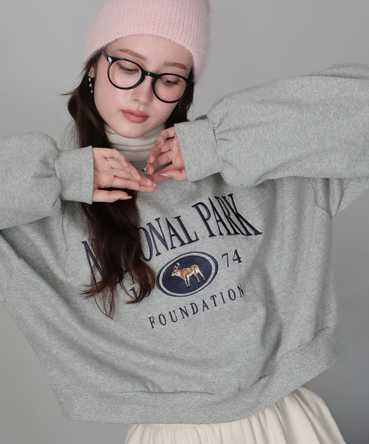【早割5％OFF】裏起毛ディア刺繍スウェット