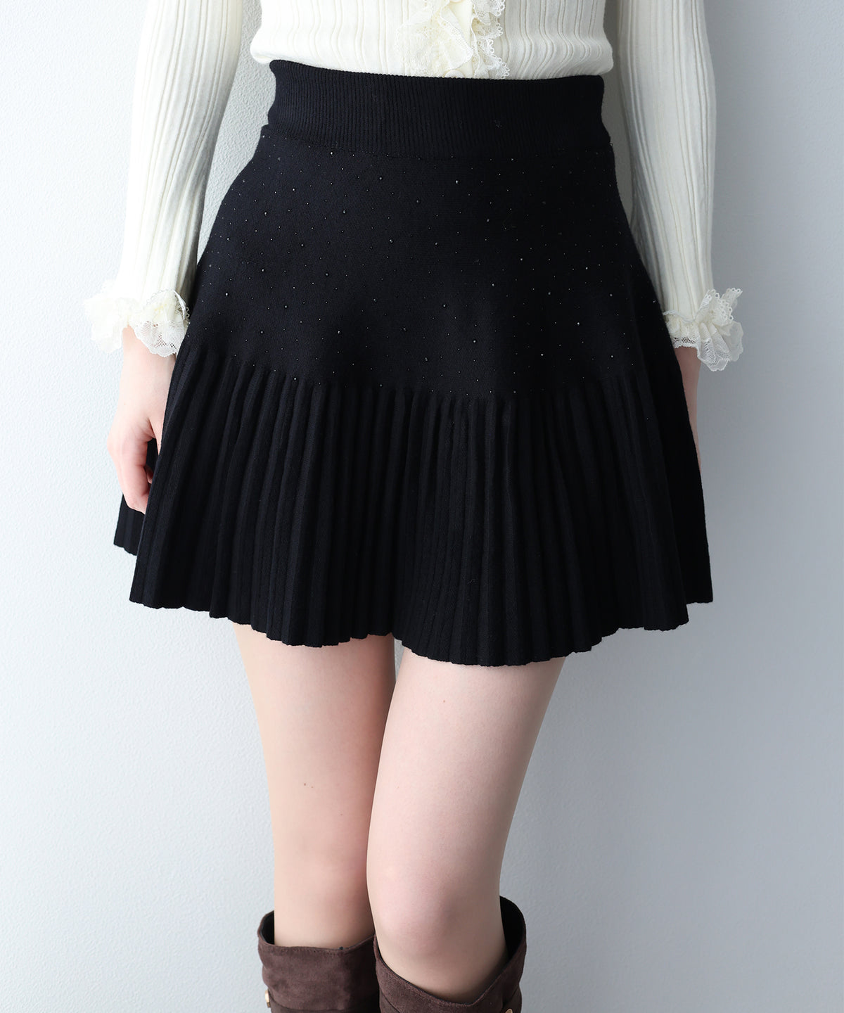 【早割5％OFF】ビジュープリーツミニスカート