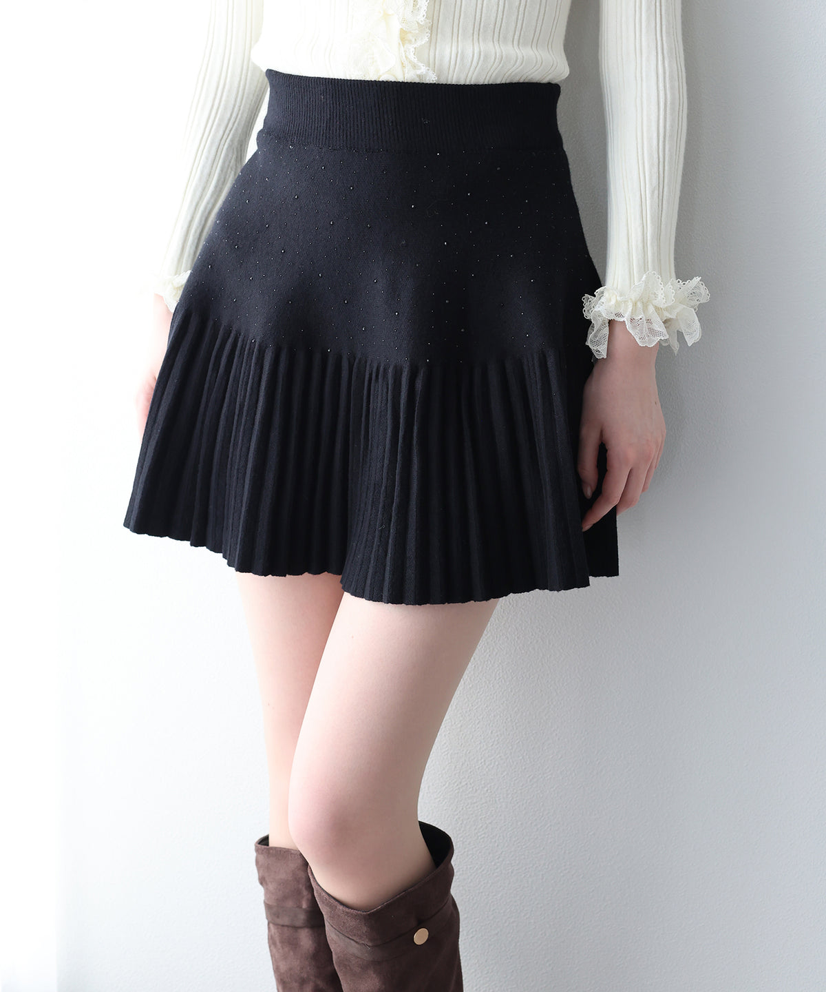 【早割5％OFF】ビジュープリーツミニスカート