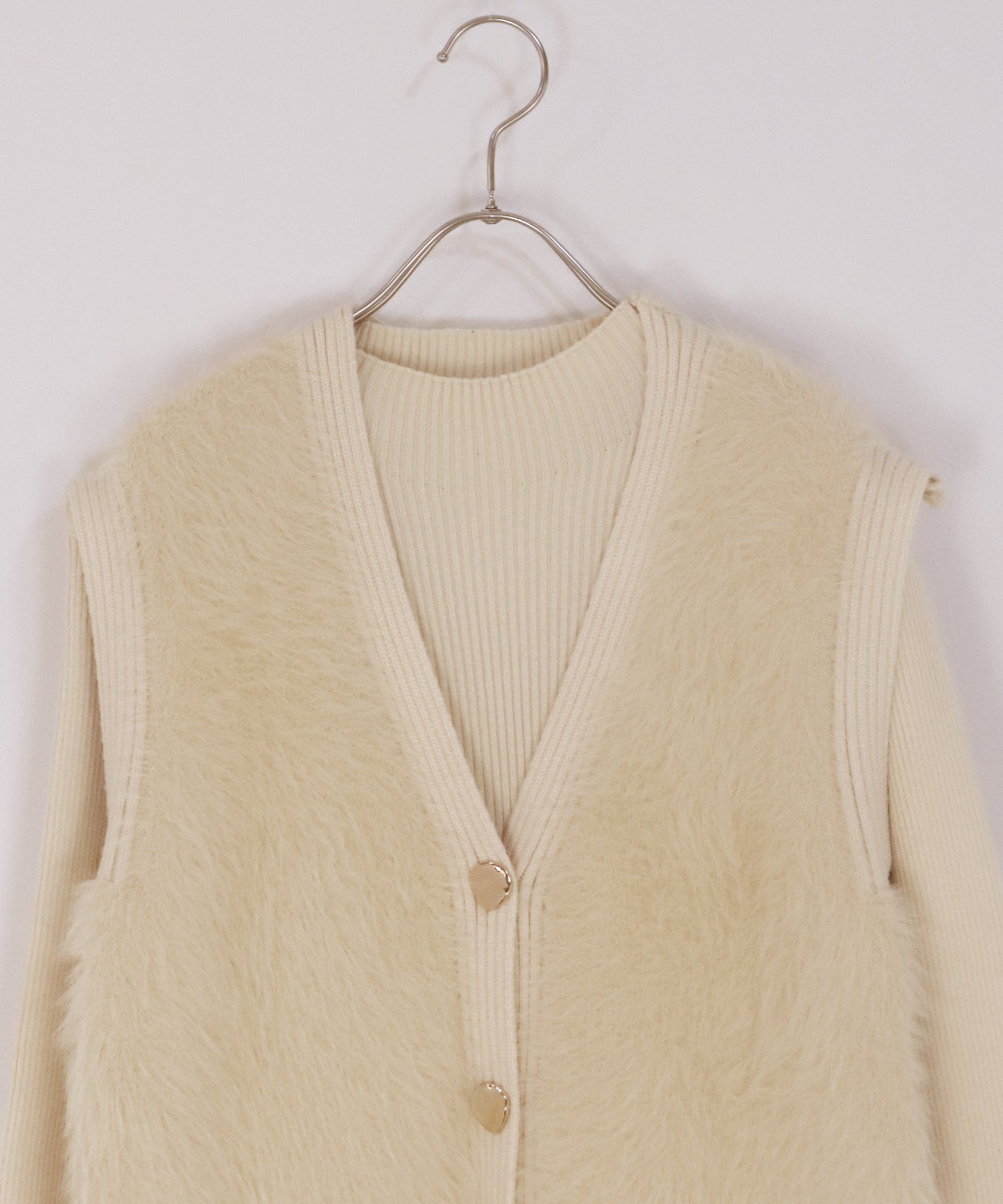 ホワイトモコモコ ジップアップワンピース(ベスト) モコモコフードつきベスト（ベスト） | sense of wonder（センスオブ