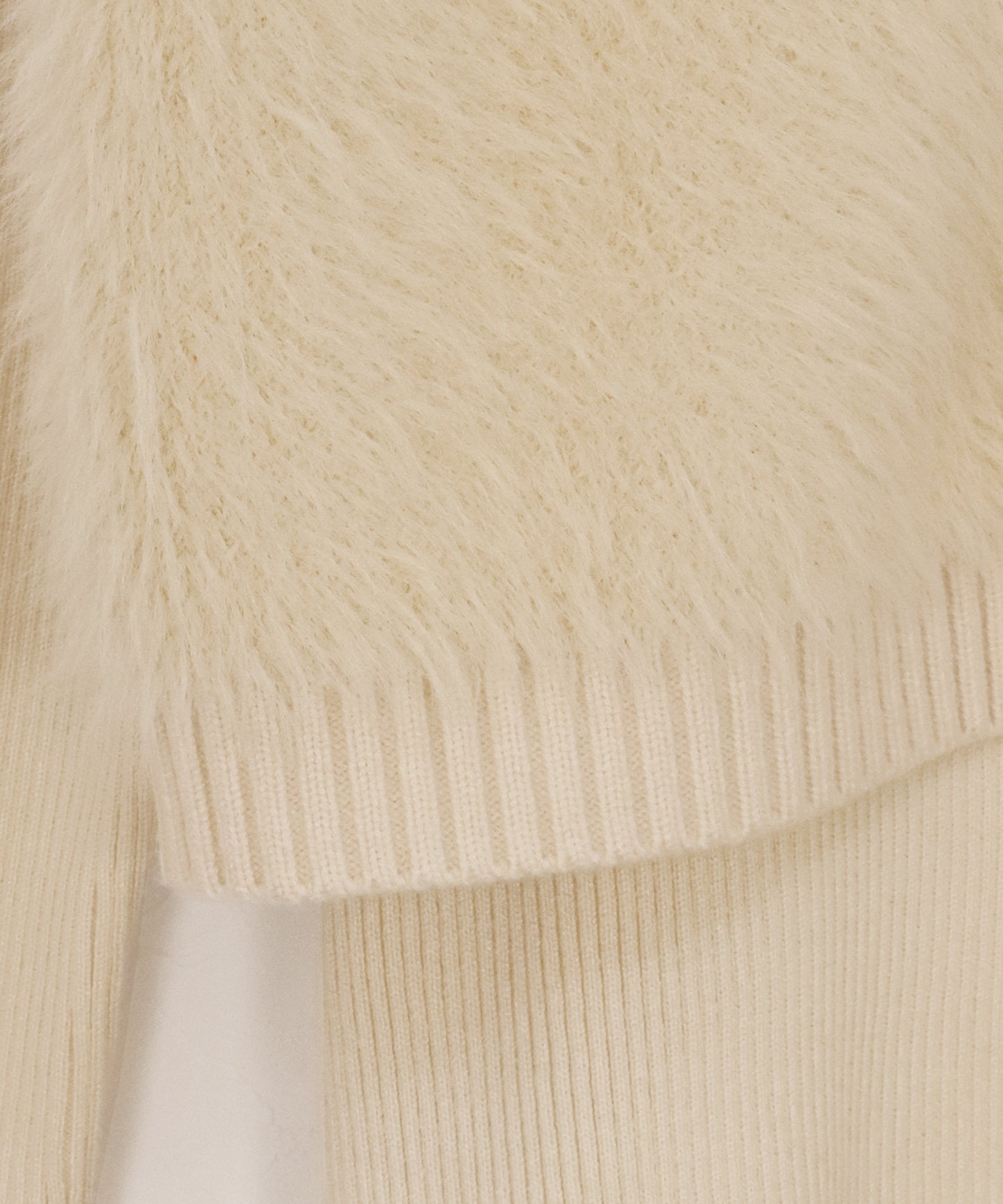 【早割5％OFF】シャギーベスト＆ニットワンピースセットアップ