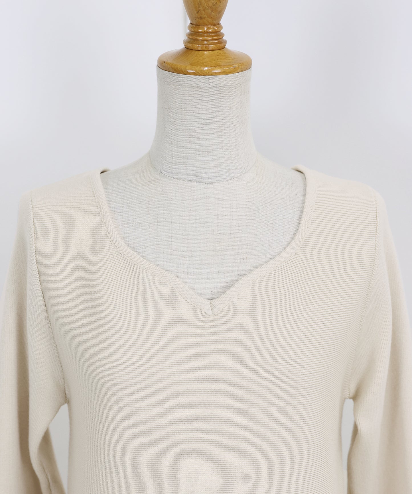 【TIME SALE】ハートネックペプラムニット