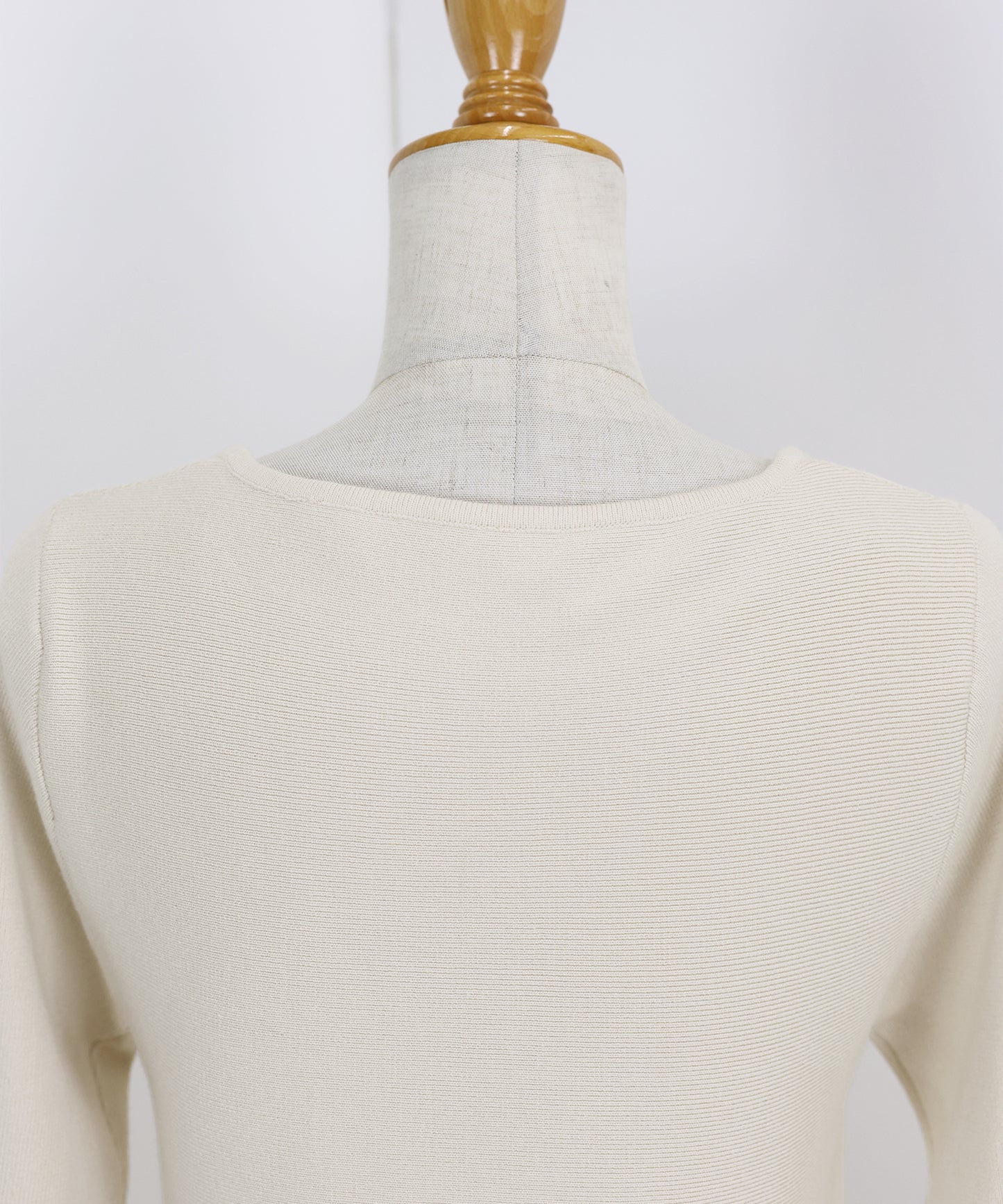 【TIME SALE】ハートネックペプラムニット