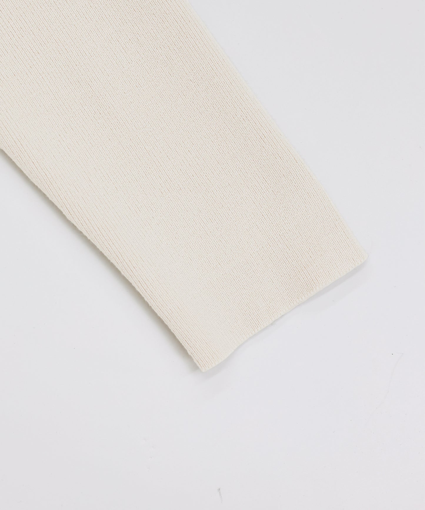 【TIME SALE】ハートネックペプラムニット