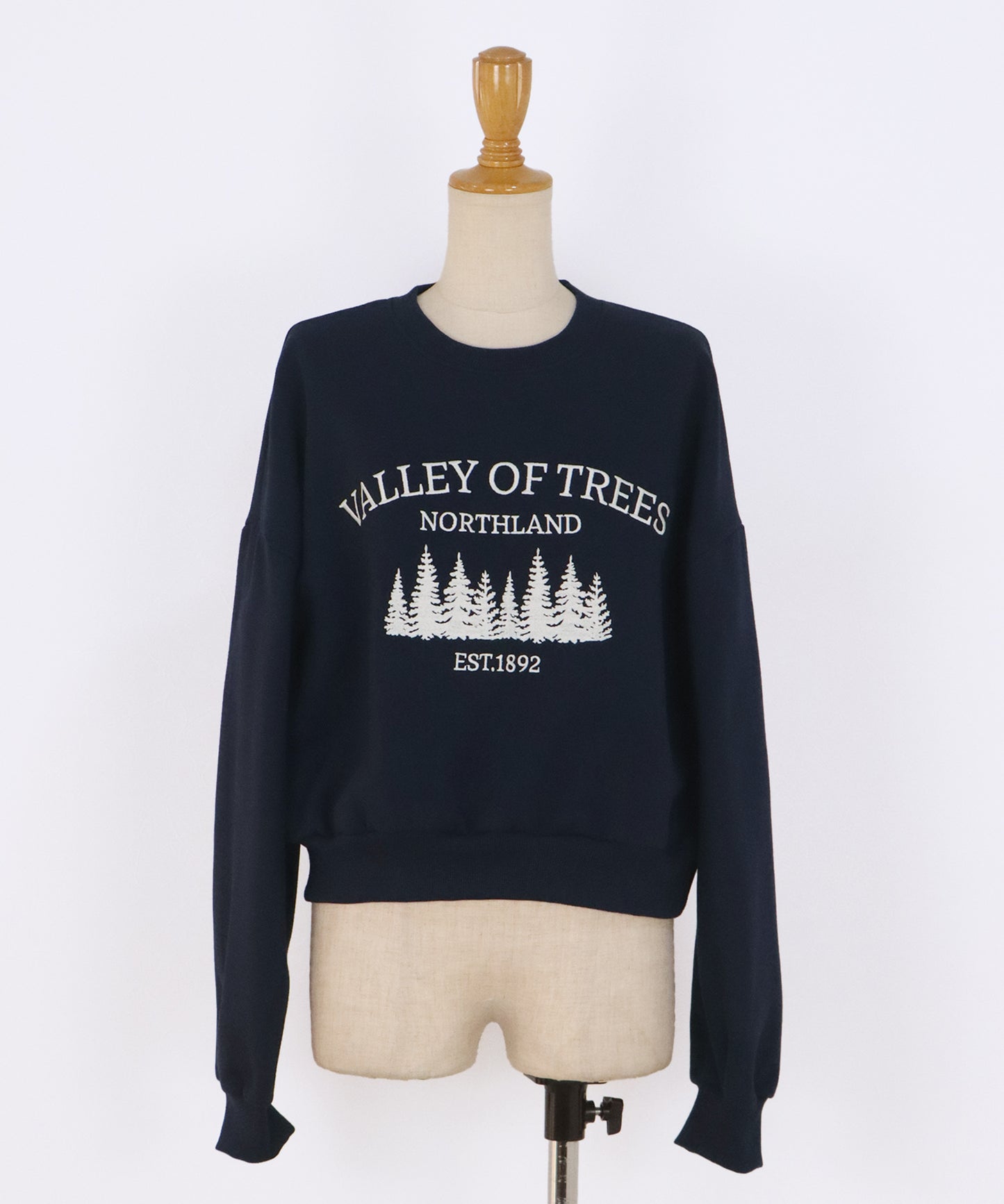 【早割5％OFF】裏起毛フォレスト刺繍スウェット