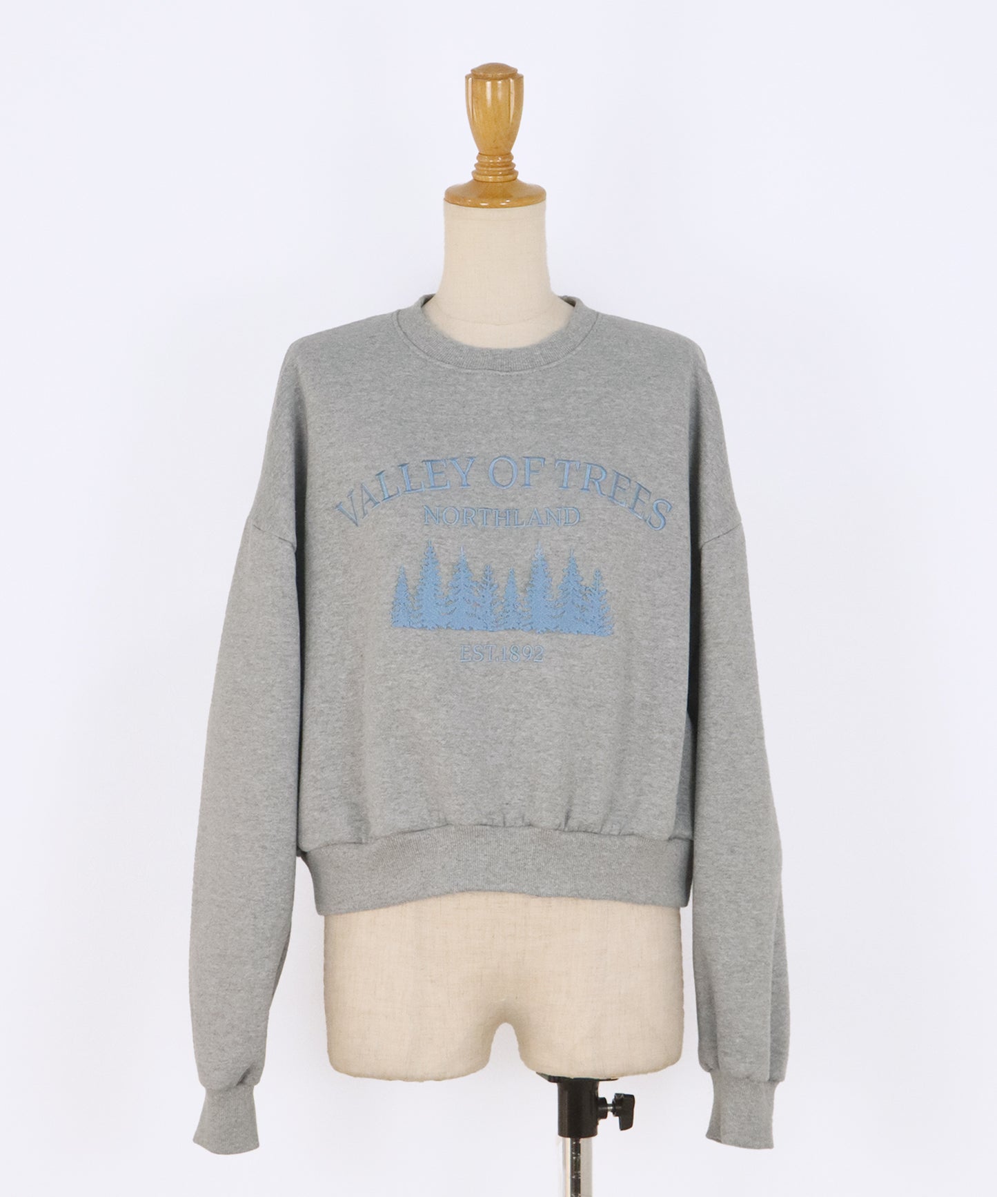 【早割5％OFF】裏起毛フォレスト刺繍スウェット