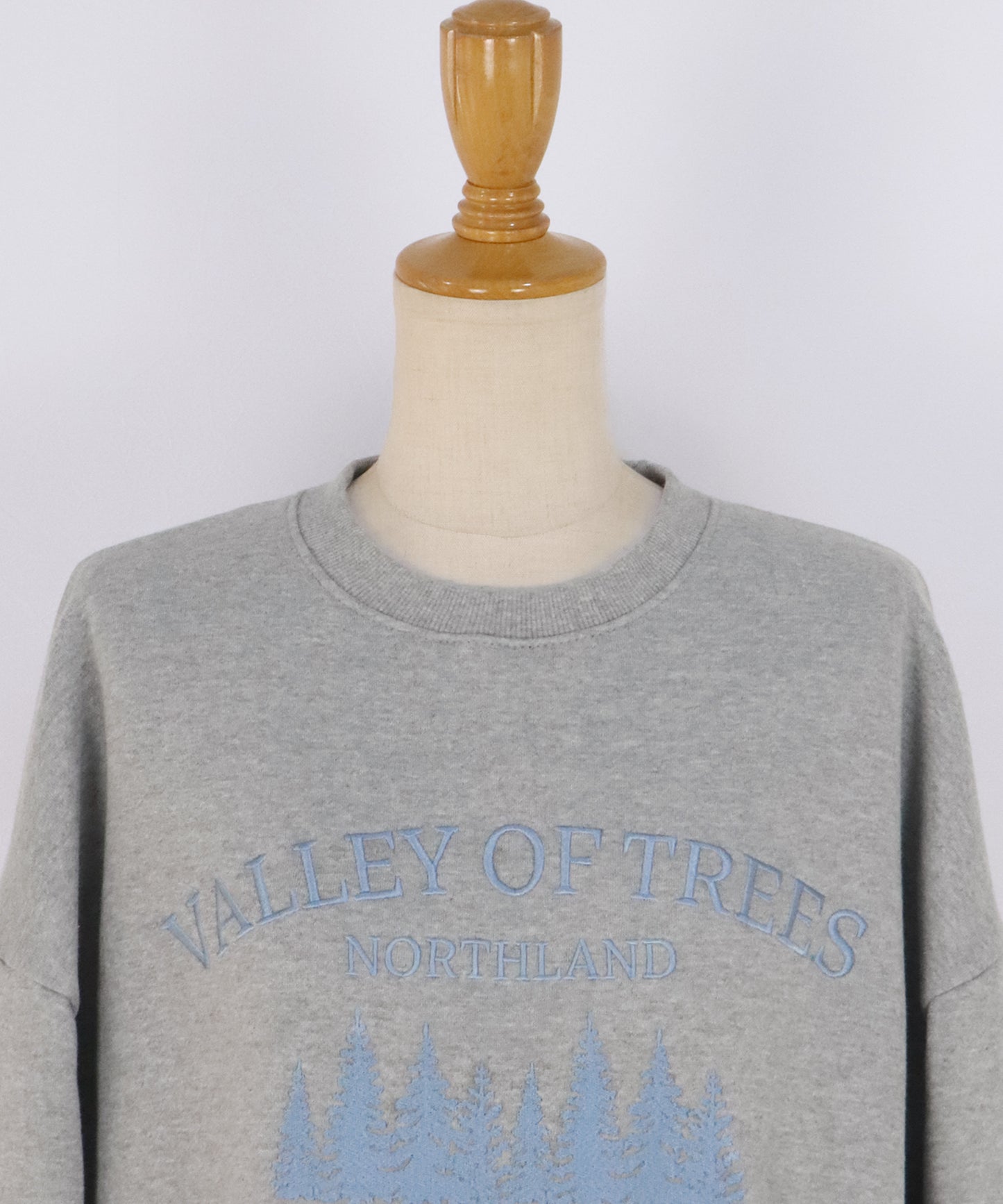 【早割5％OFF】裏起毛フォレスト刺繍スウェット