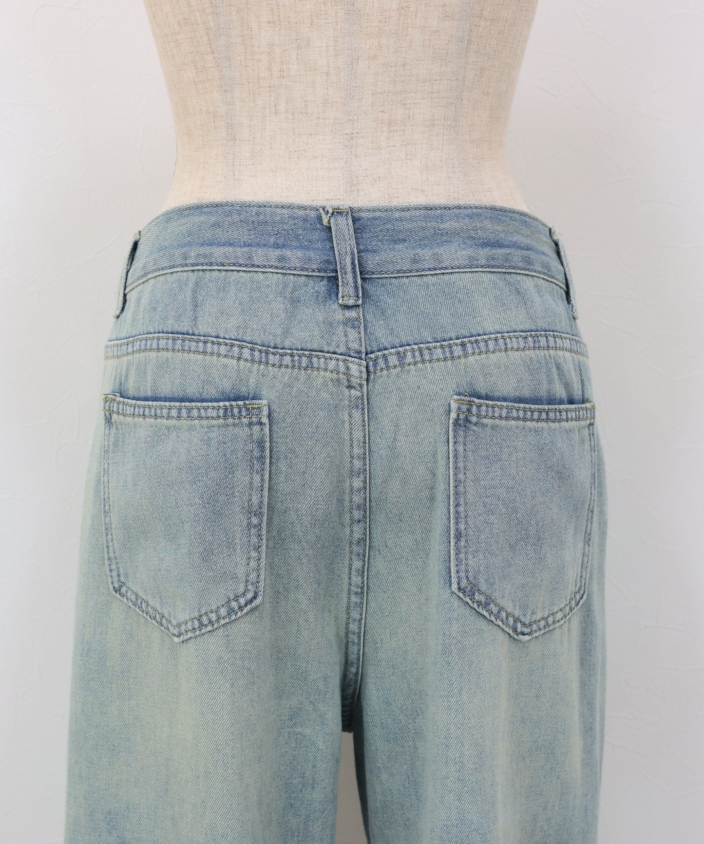 【早割5％OFF】フラワー刺繍デニムパンツ