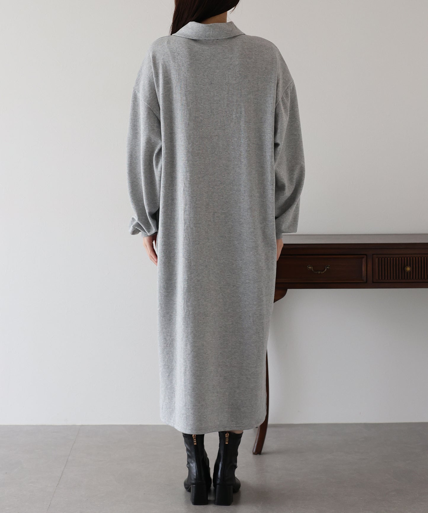 ハーフジップスウェットワンピース