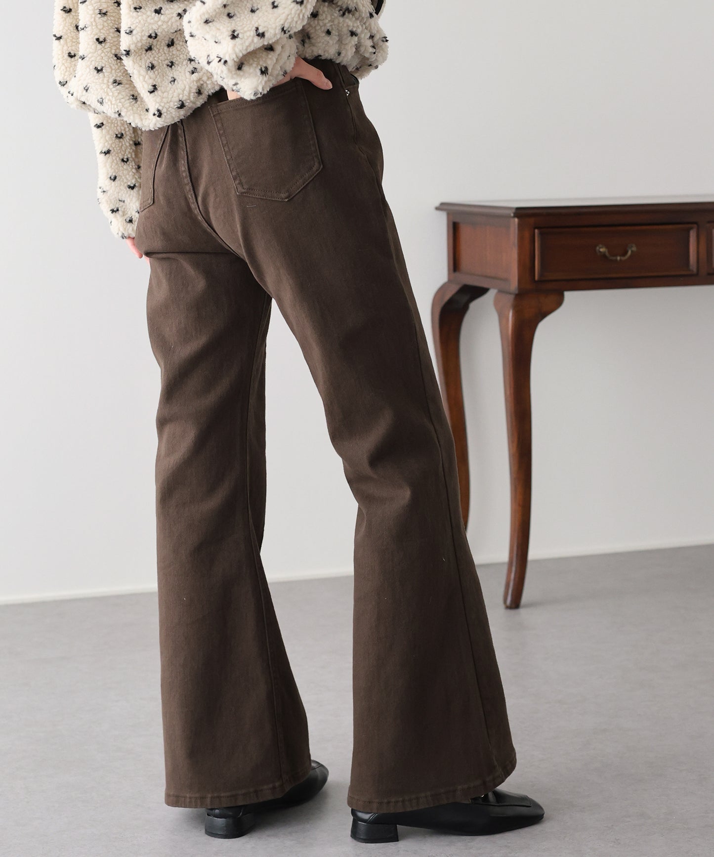 【早割5％OFF】センタープレスフレアデニム