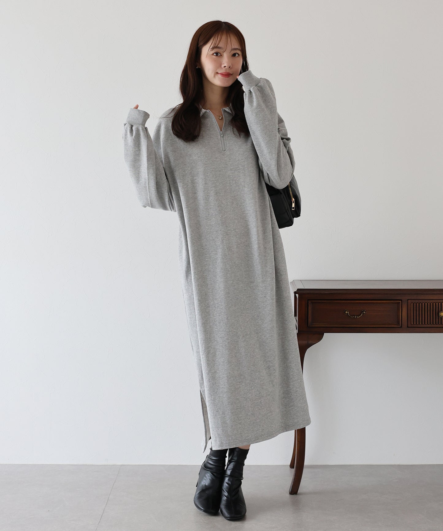 【早割5％OFF】ハーフジップスウェットワンピース