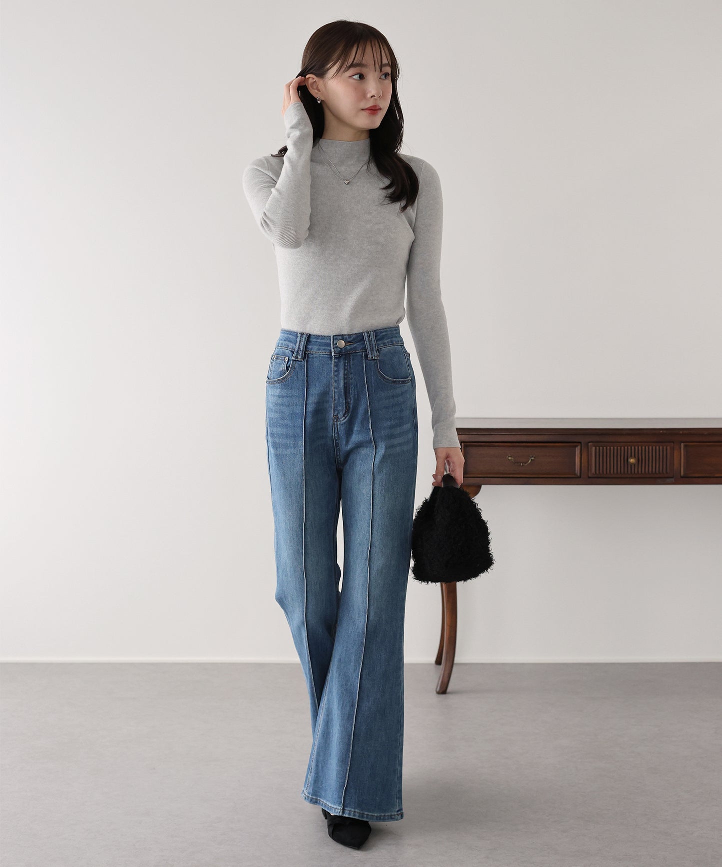 【早割5％OFF】センタープレスフレアデニム