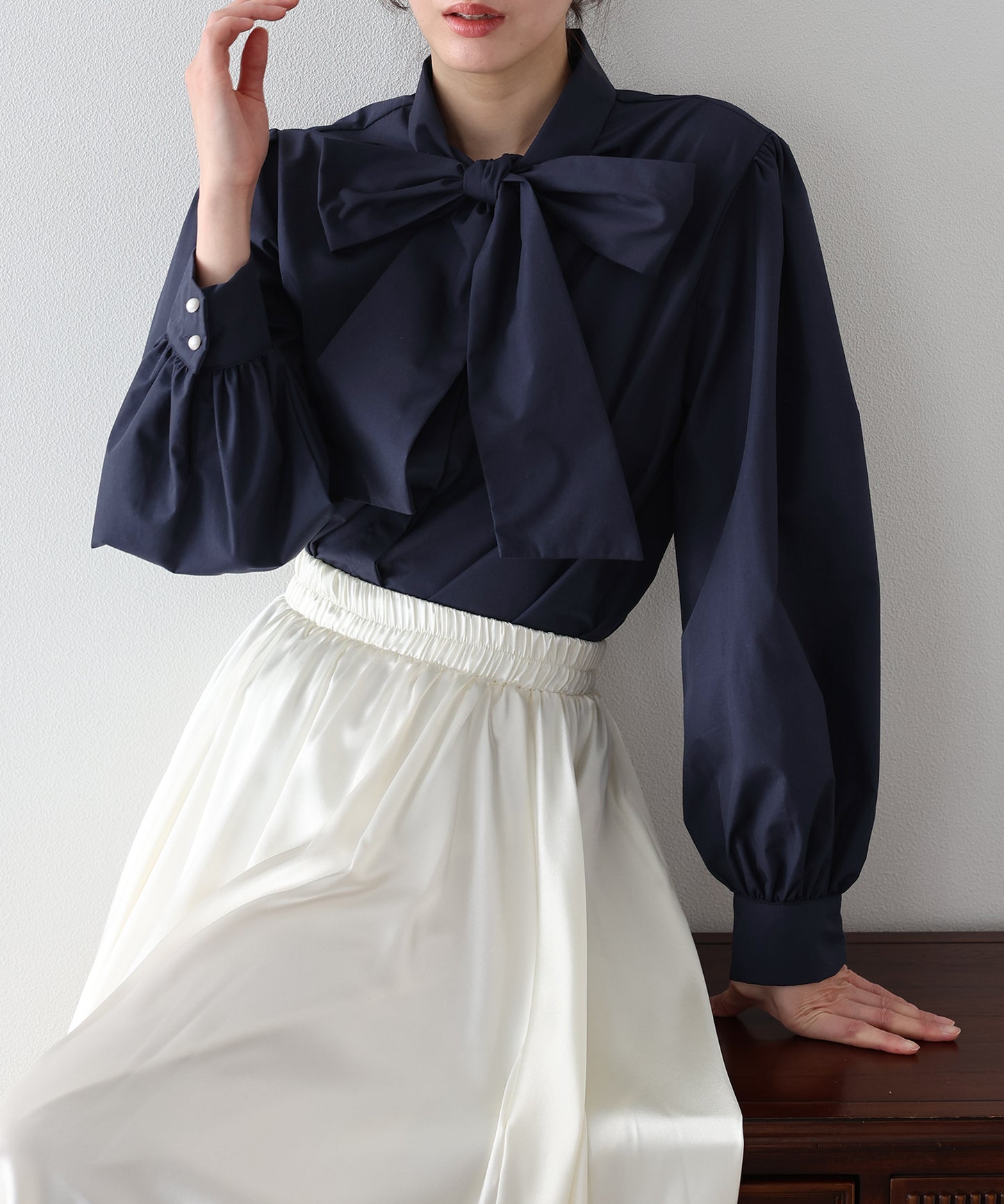 ビッグリボンボウタイブラウス【ネコポス】