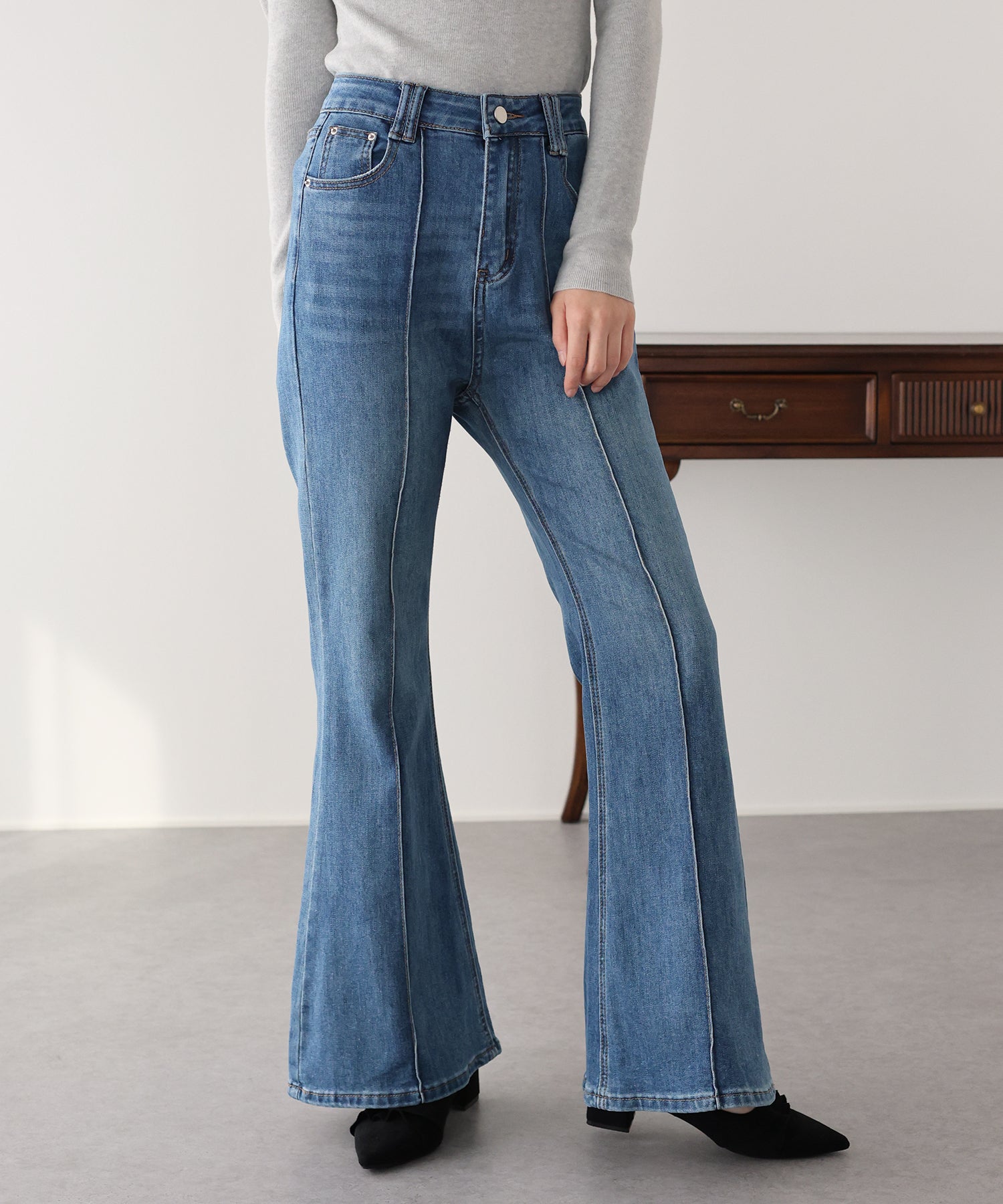 センタープレスフレアデニム – BLUE ONLINE