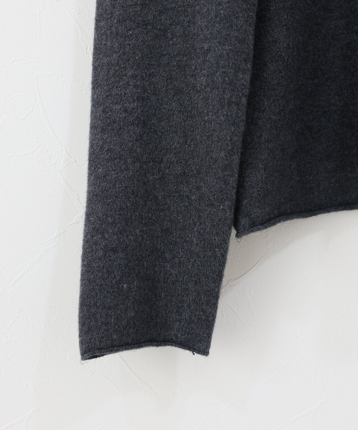 ウール混ホールガーメントニット[ J by blue ]