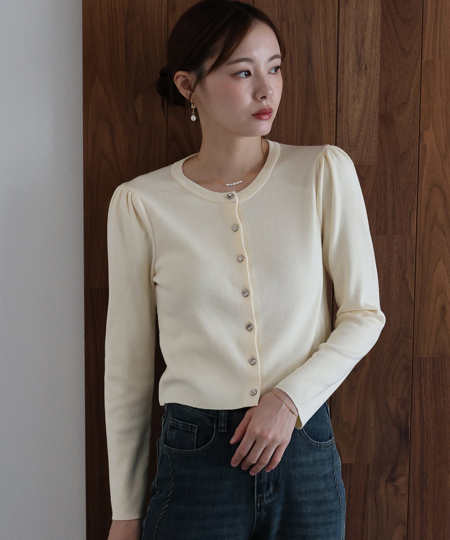 【早割5％OFF】ニュアンスボタンコンパクトカーディガン