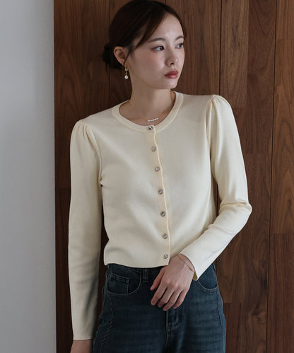 【早割5％OFF】ニュアンスボタンコンパクトカーディガン
