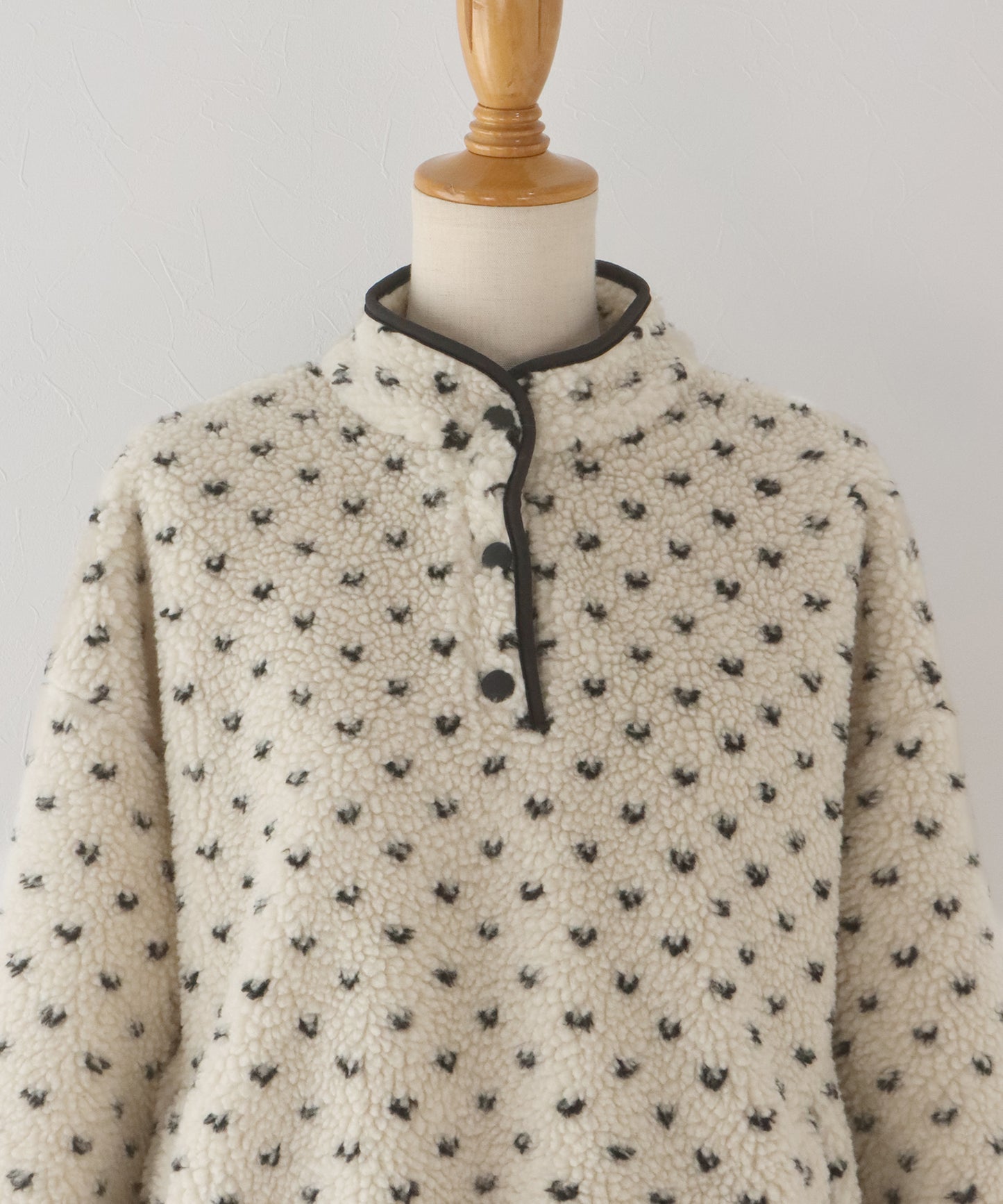 【早割5％OFF】ハート柄ボアハーフボタンプルオーバー