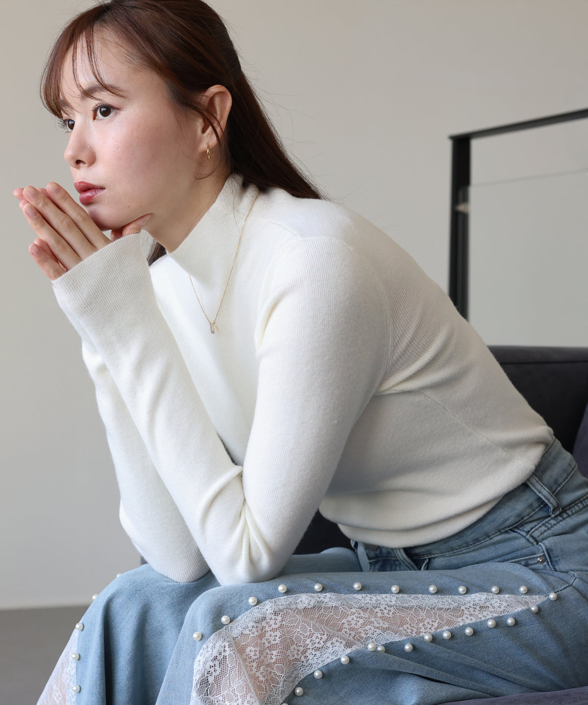 ウール混ベーシックハイネックニット