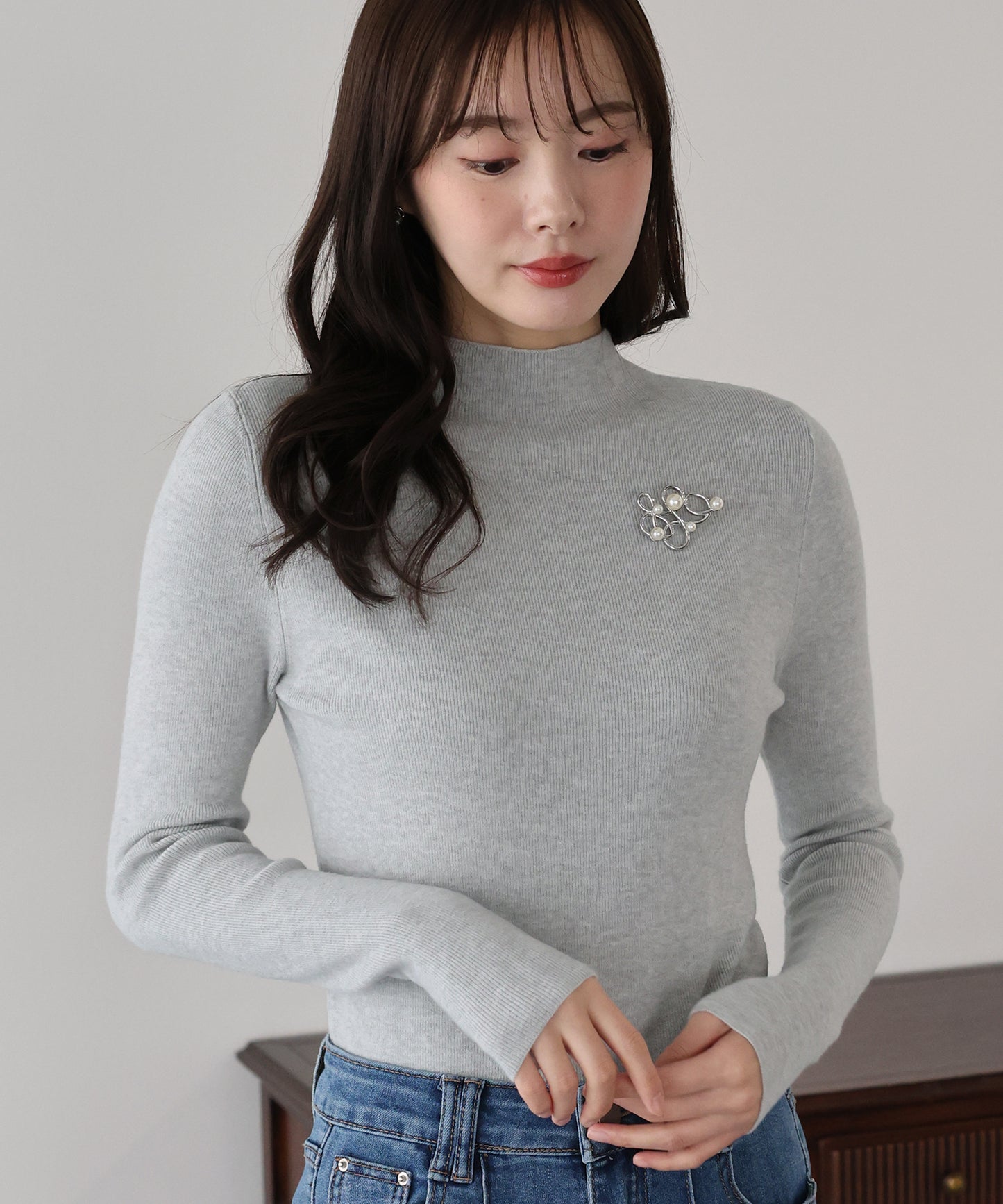 ウール混ベーシックハイネックニット