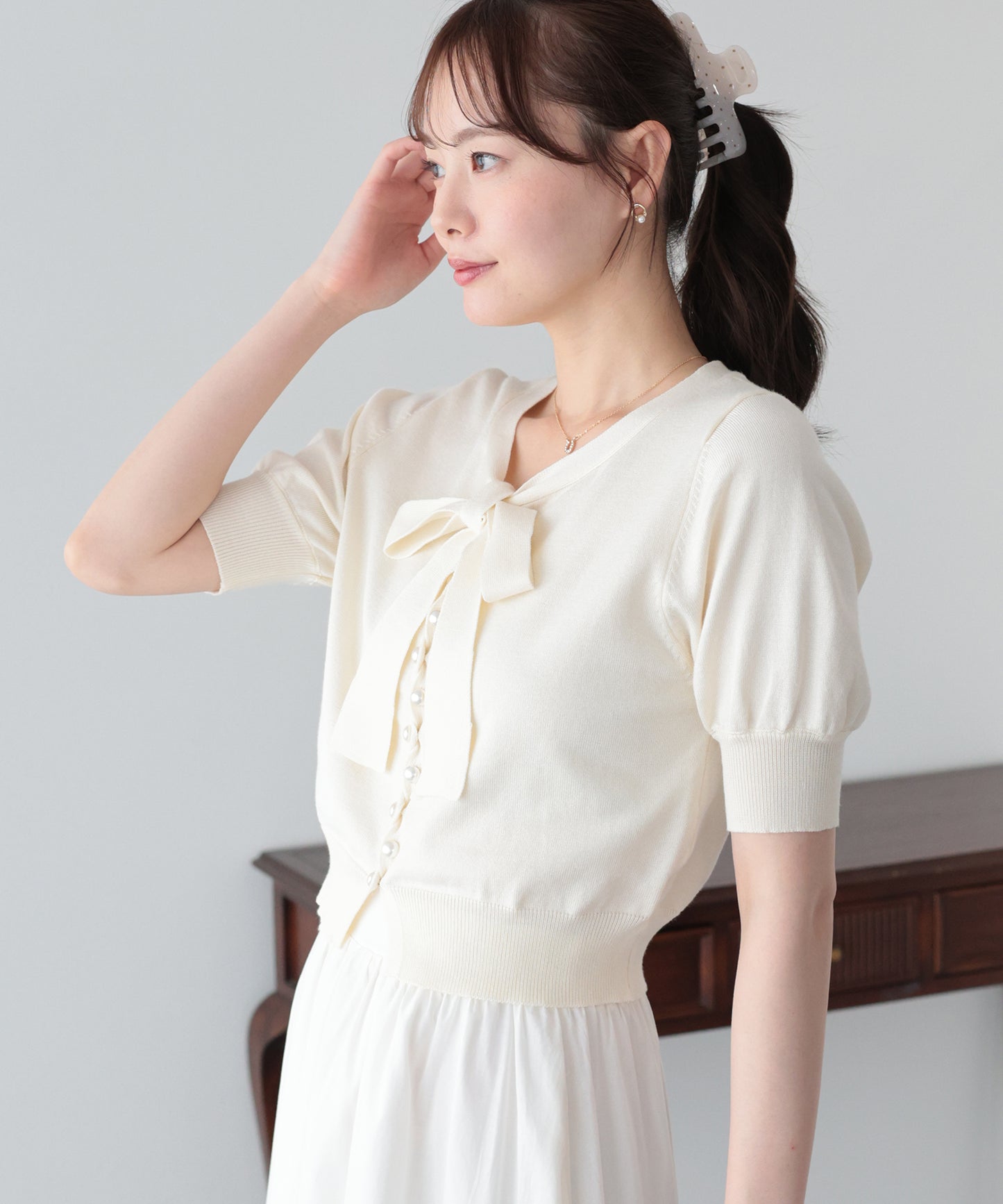 【早割5％OFF】パールボタンボウタイリボンニット