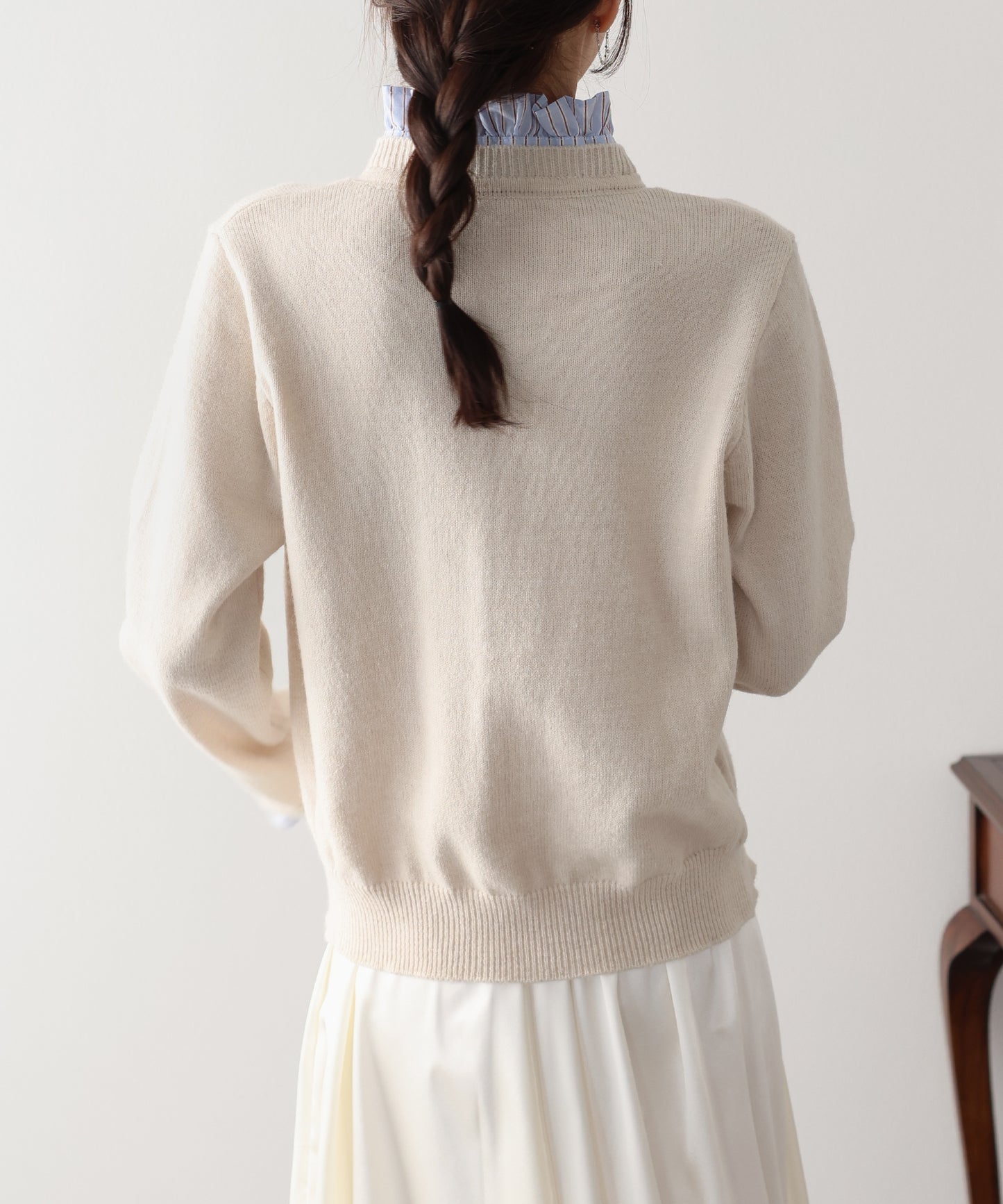 フリルシャツ襟カーディガン