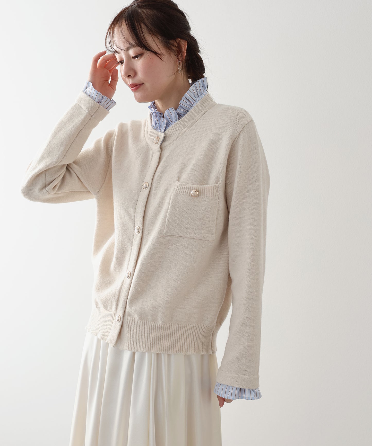 フリルシャツ襟カーディガン