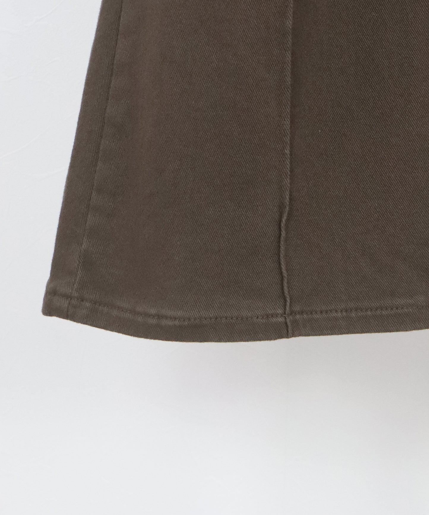 【早割5％OFF】センタープレスフレアデニム