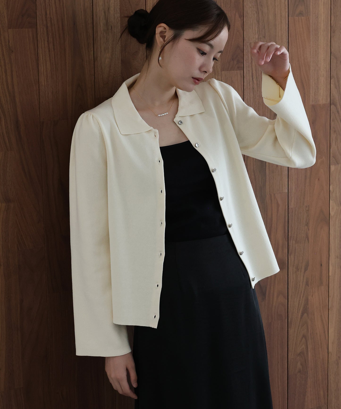 【早割5％OFF】ニュアンスボタンコンパクトポロカーディガン