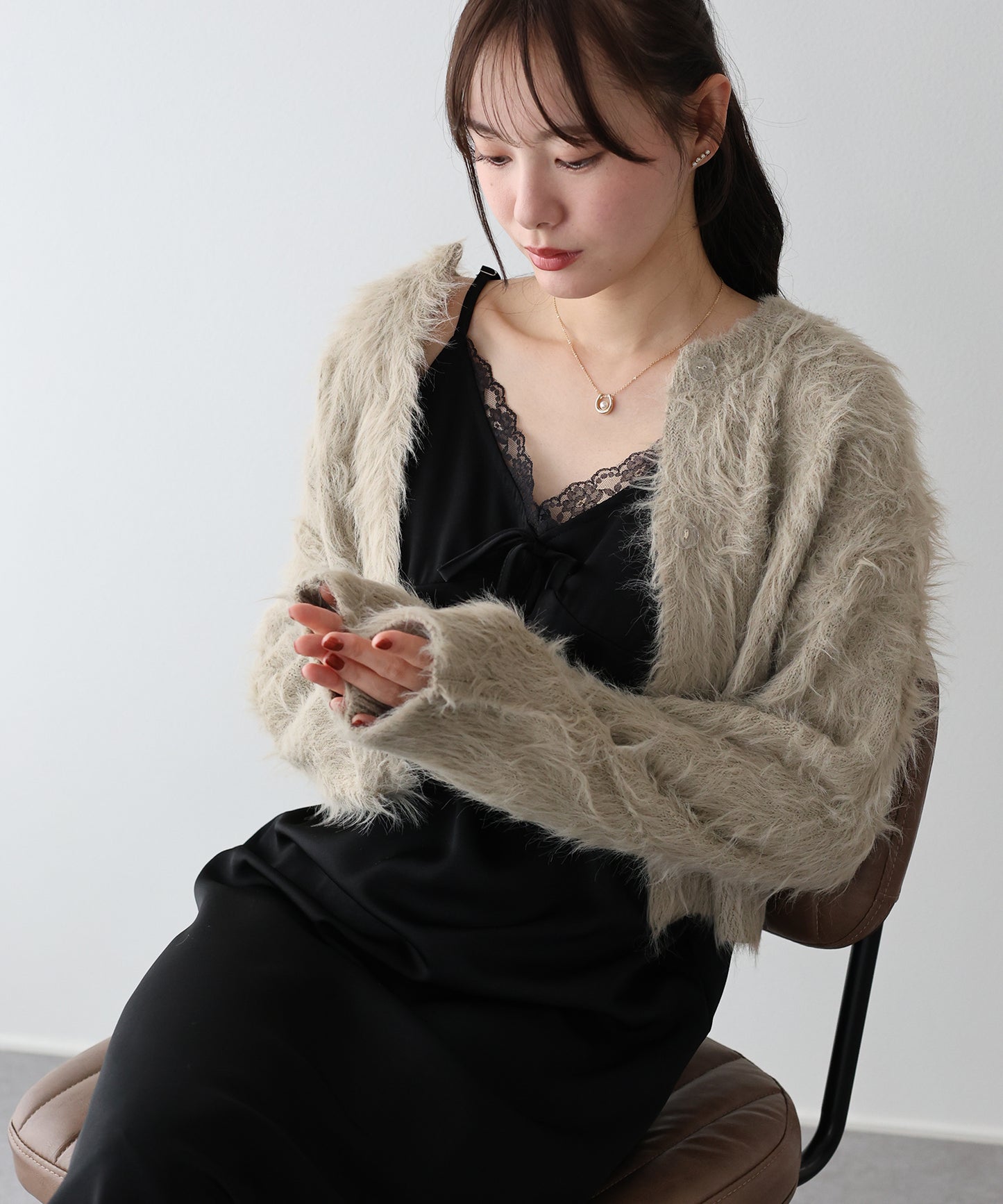 サテンレースキャミワンピース