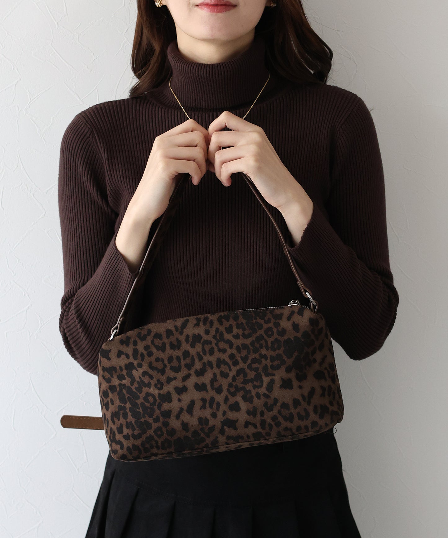 スウェードスクエアバッグ