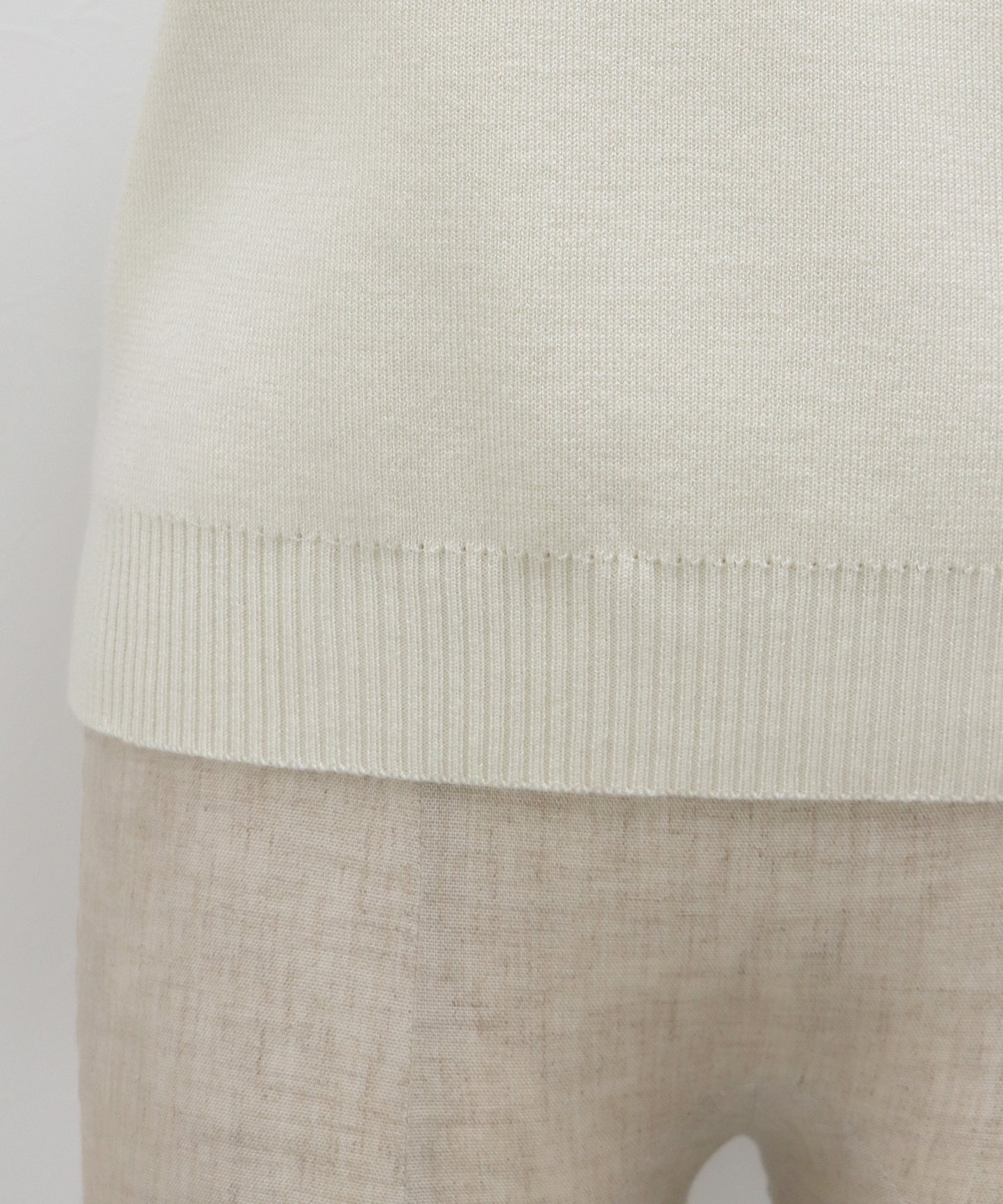 【早割5％OFF】フロントフリルポロニット