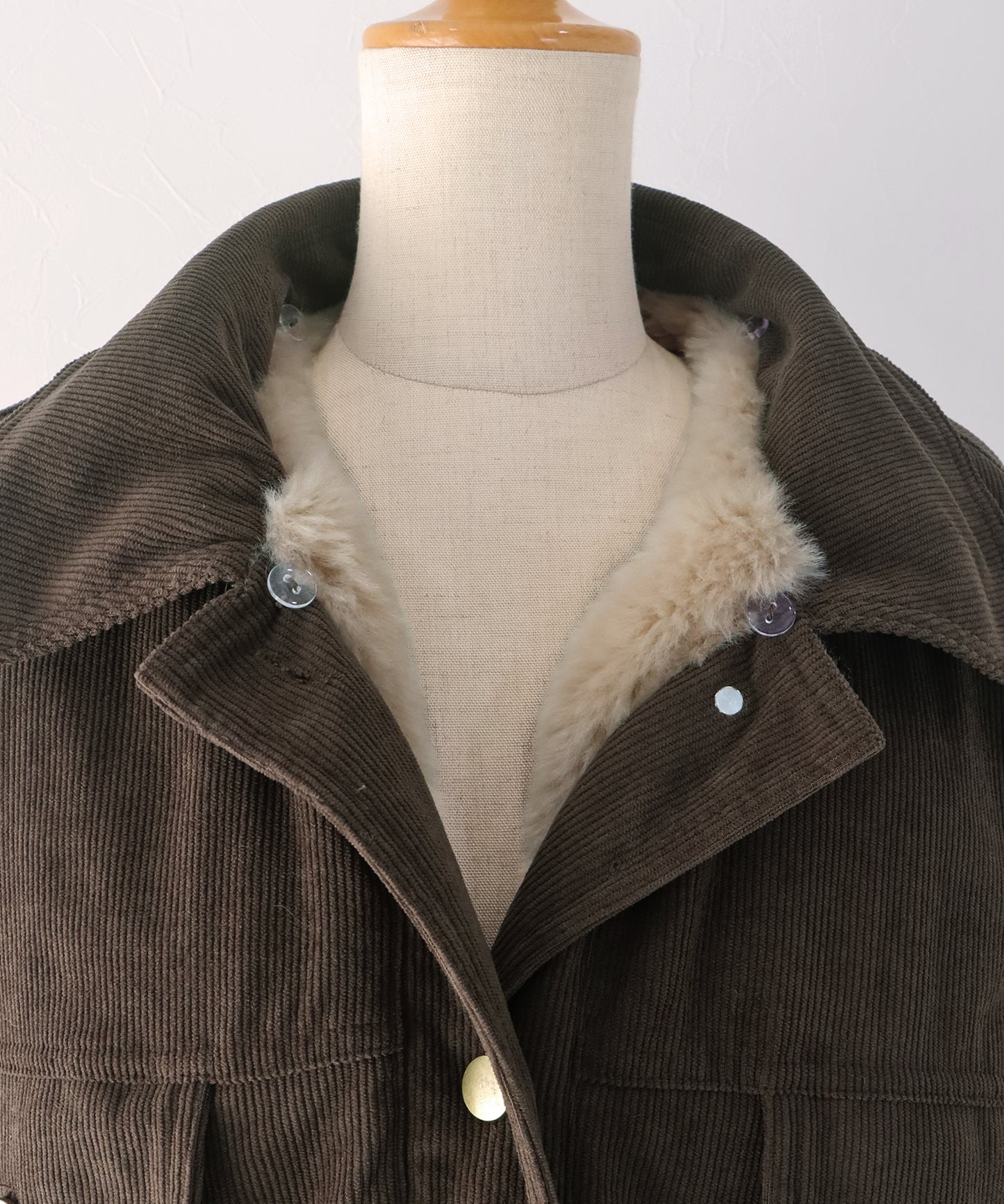 【早割5％OFF】ボア襟付きコーデュロイブルゾン