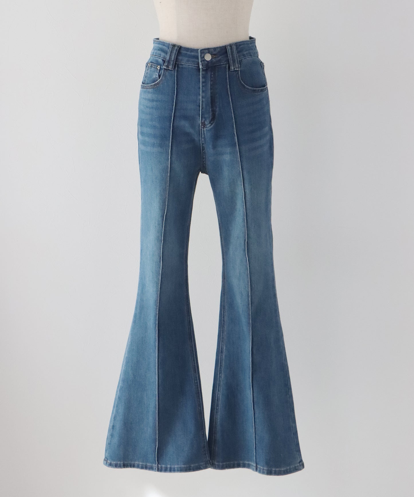 センタープレスフレアデニム