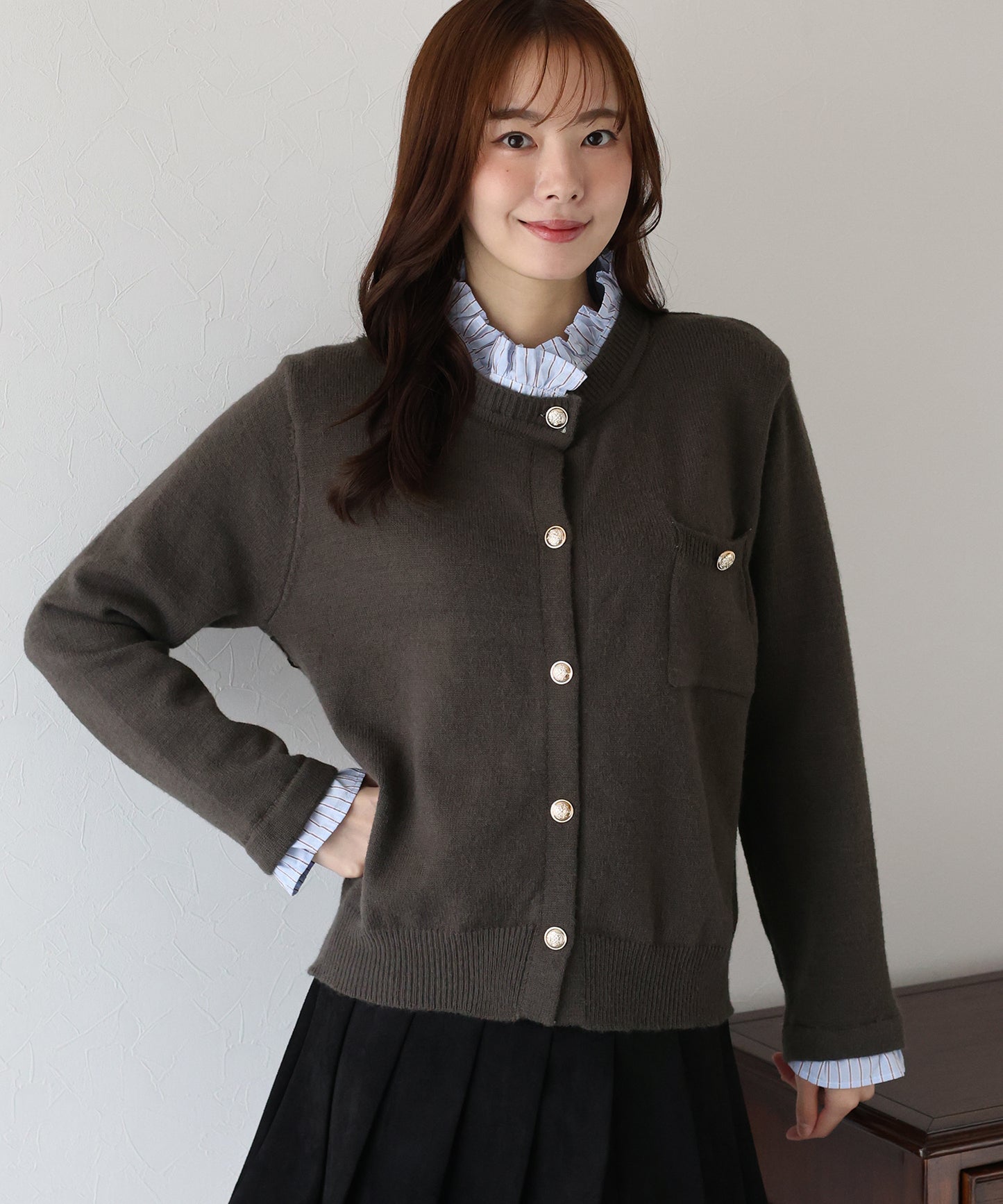 フリルシャツ襟カーディガン