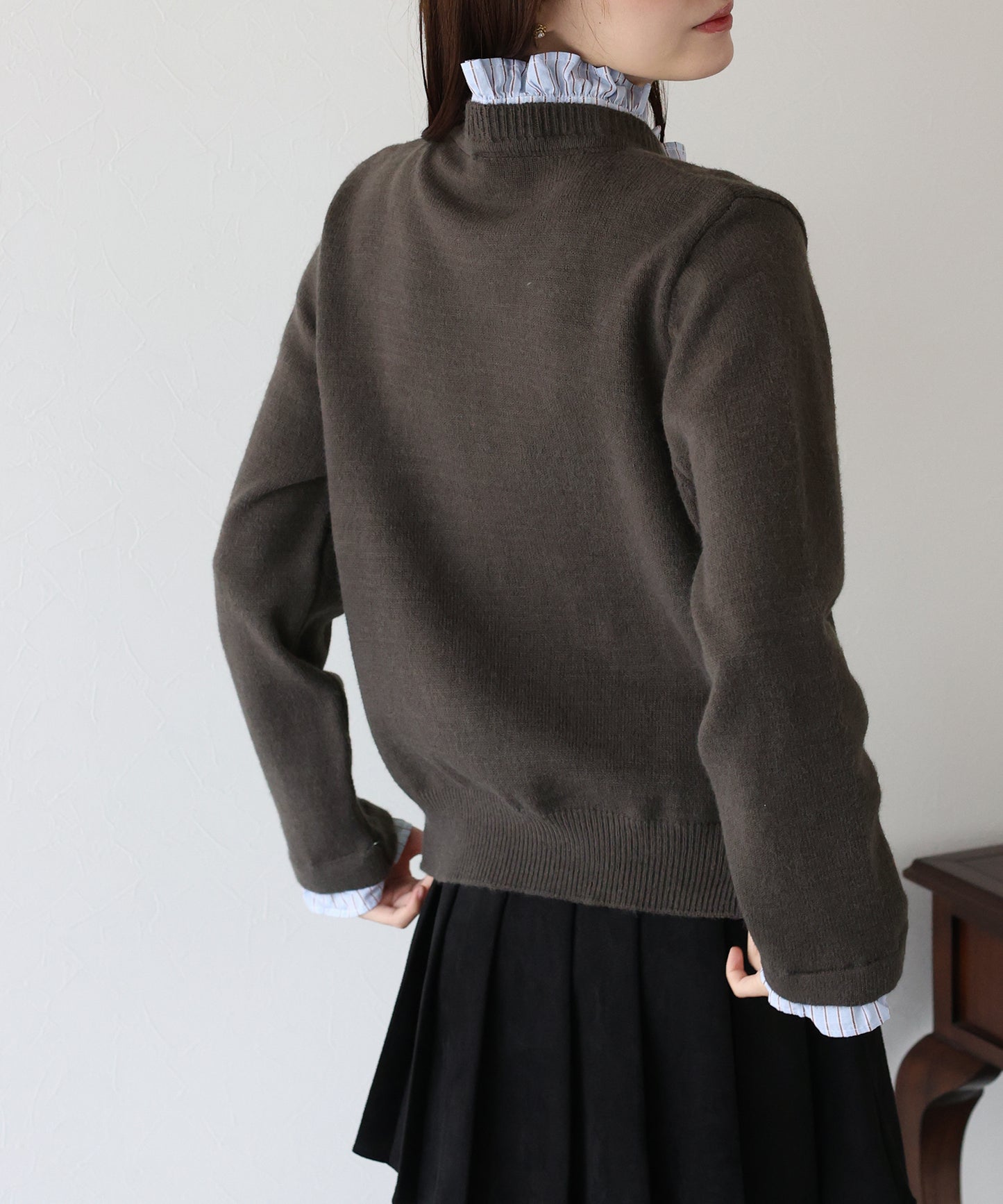 フリルシャツ襟カーディガン