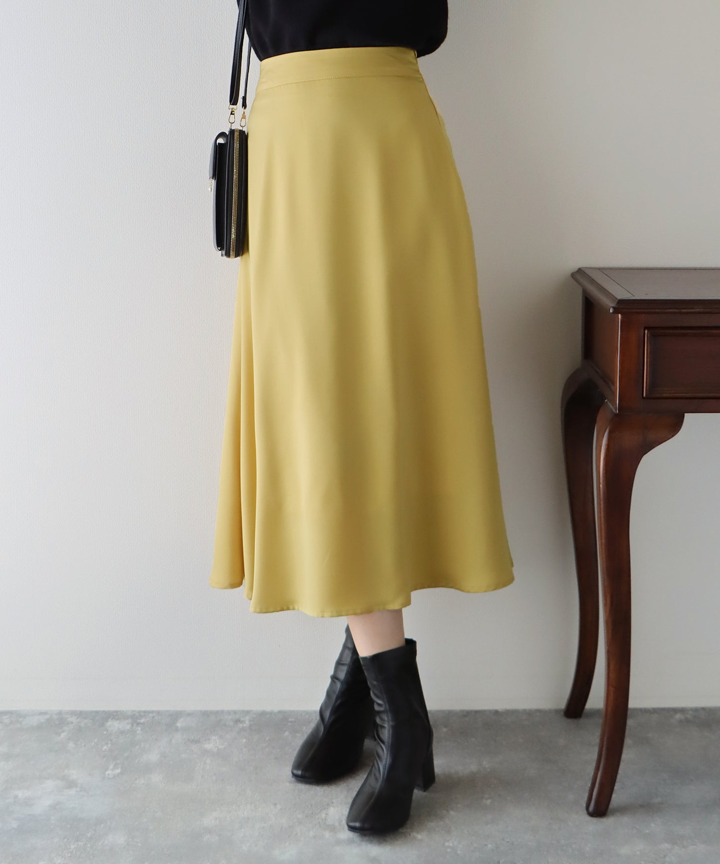 【SALE／50%OFF】サテンマーメイドスカート