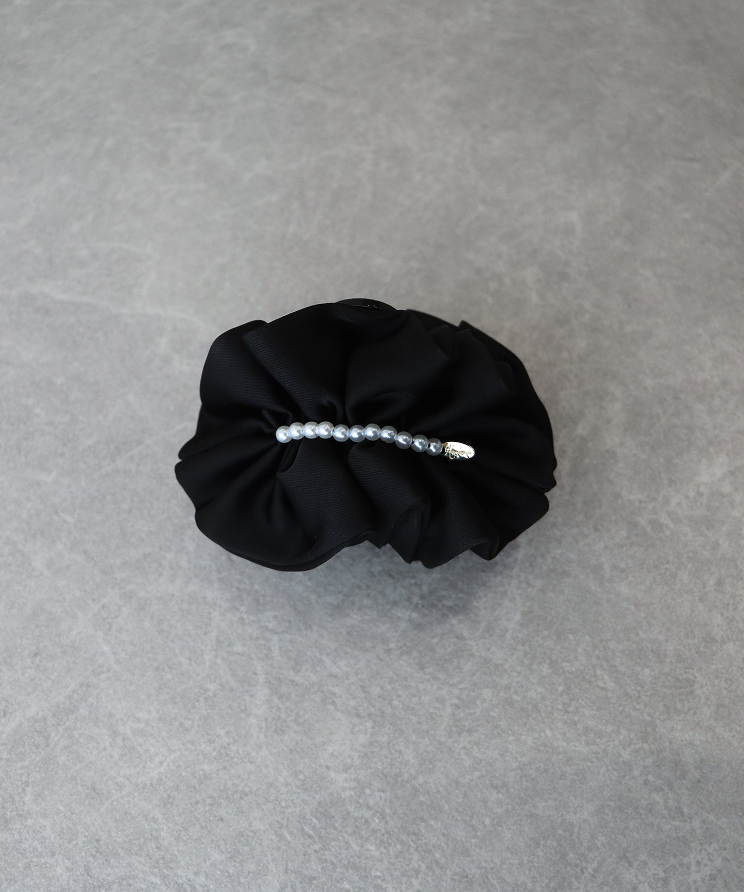 【早割5％OFF】サテンフリルバンスクリップ